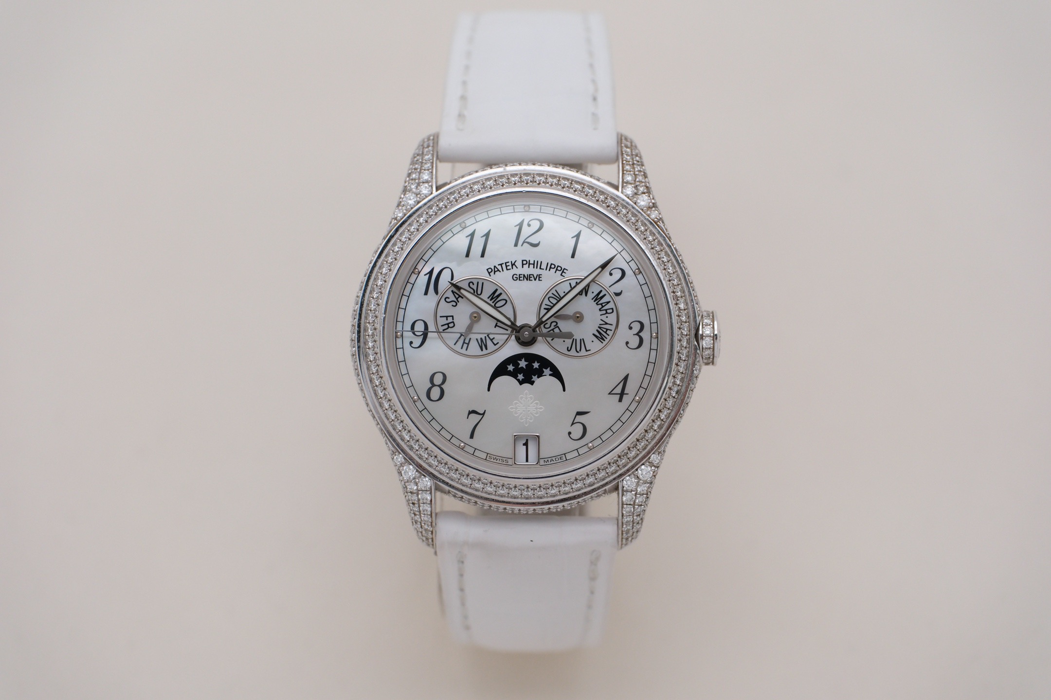 Patek Philippe 4937G-001