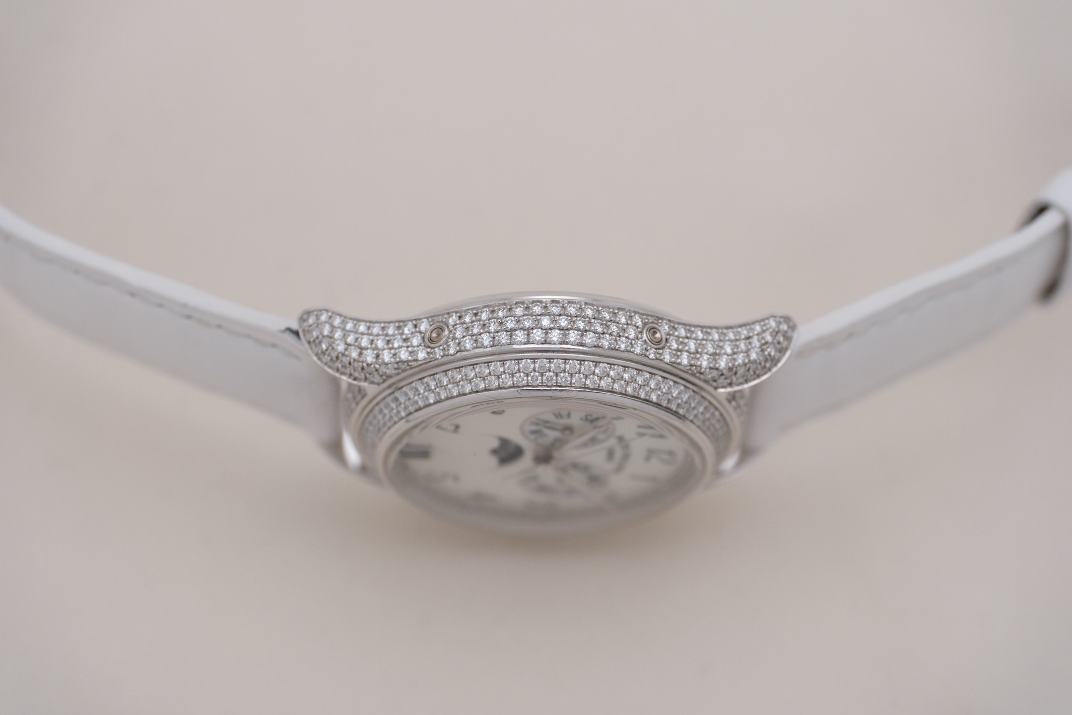 Patek Philippe 4937G-001 detail 5
