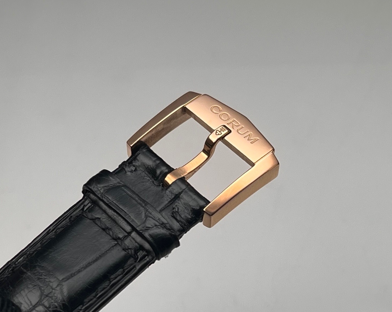 Corum A016 / 02673 detail 4