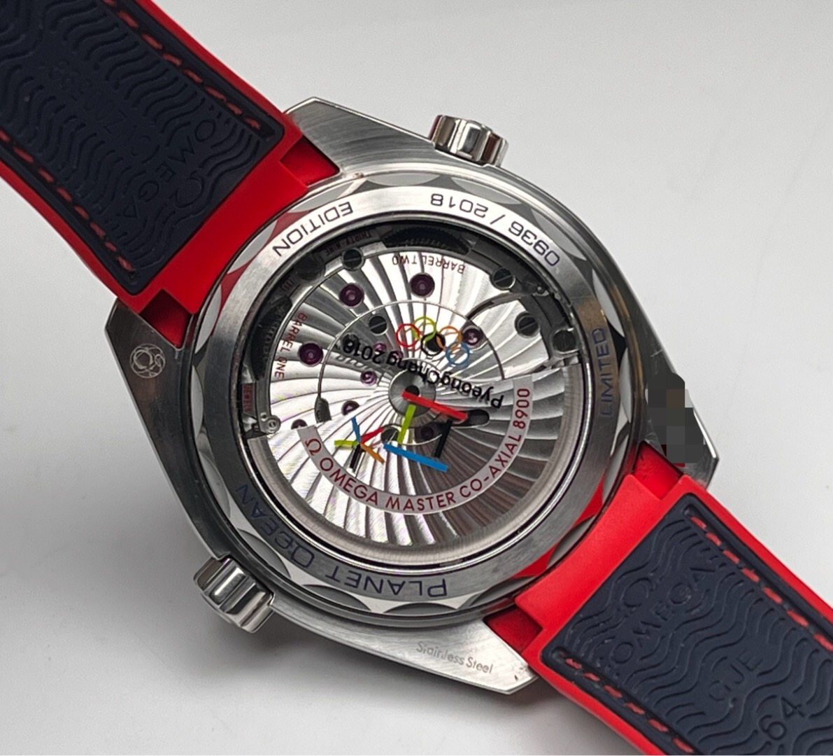 Omega 522.32.44.21.03.001 detail 7