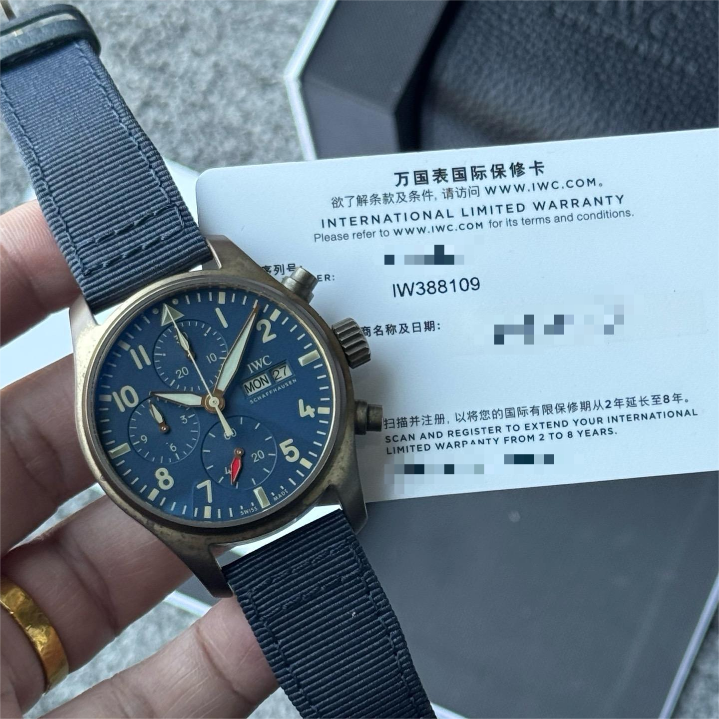 IWC IW388109 detail 4