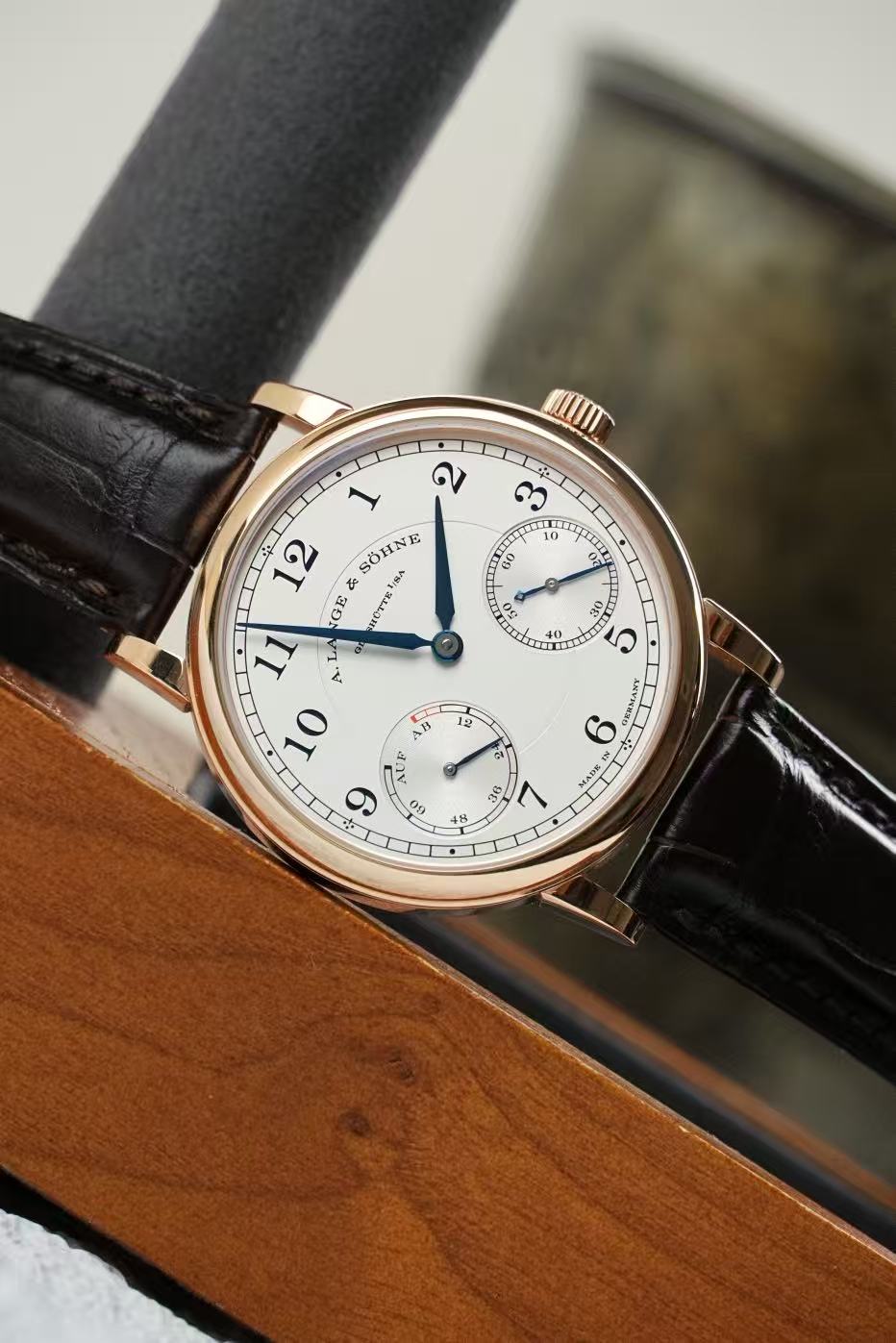 A. Lange & S&ouml;hne 234.032 detail 3