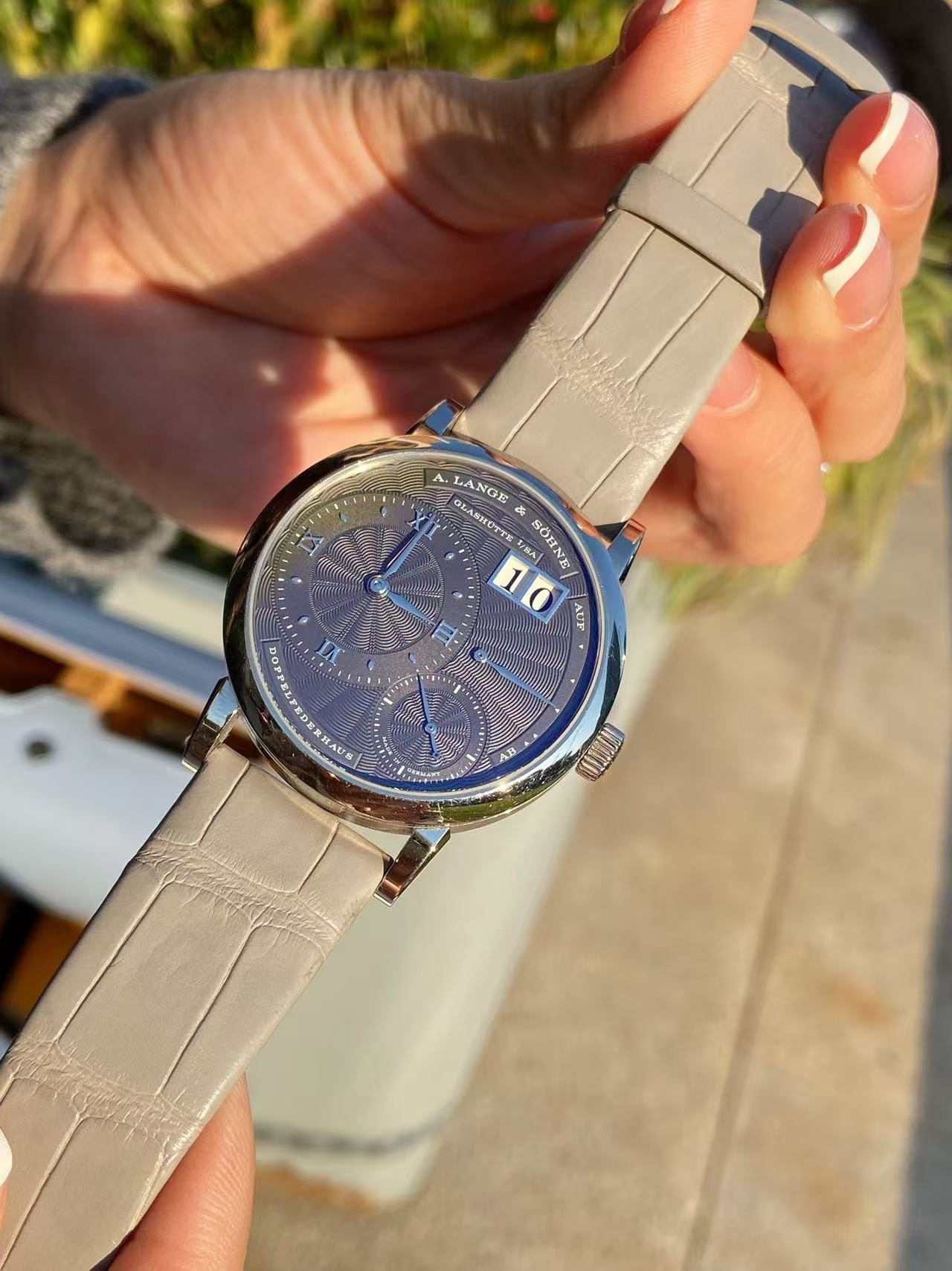 A. Lange & S&ouml;hne 181.038 detail 2