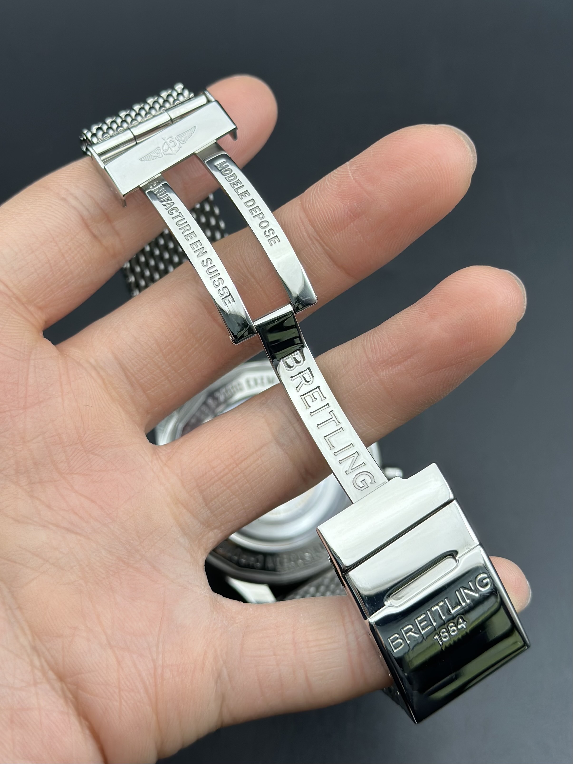 Breitling AB015112 / BA59 detail 6
