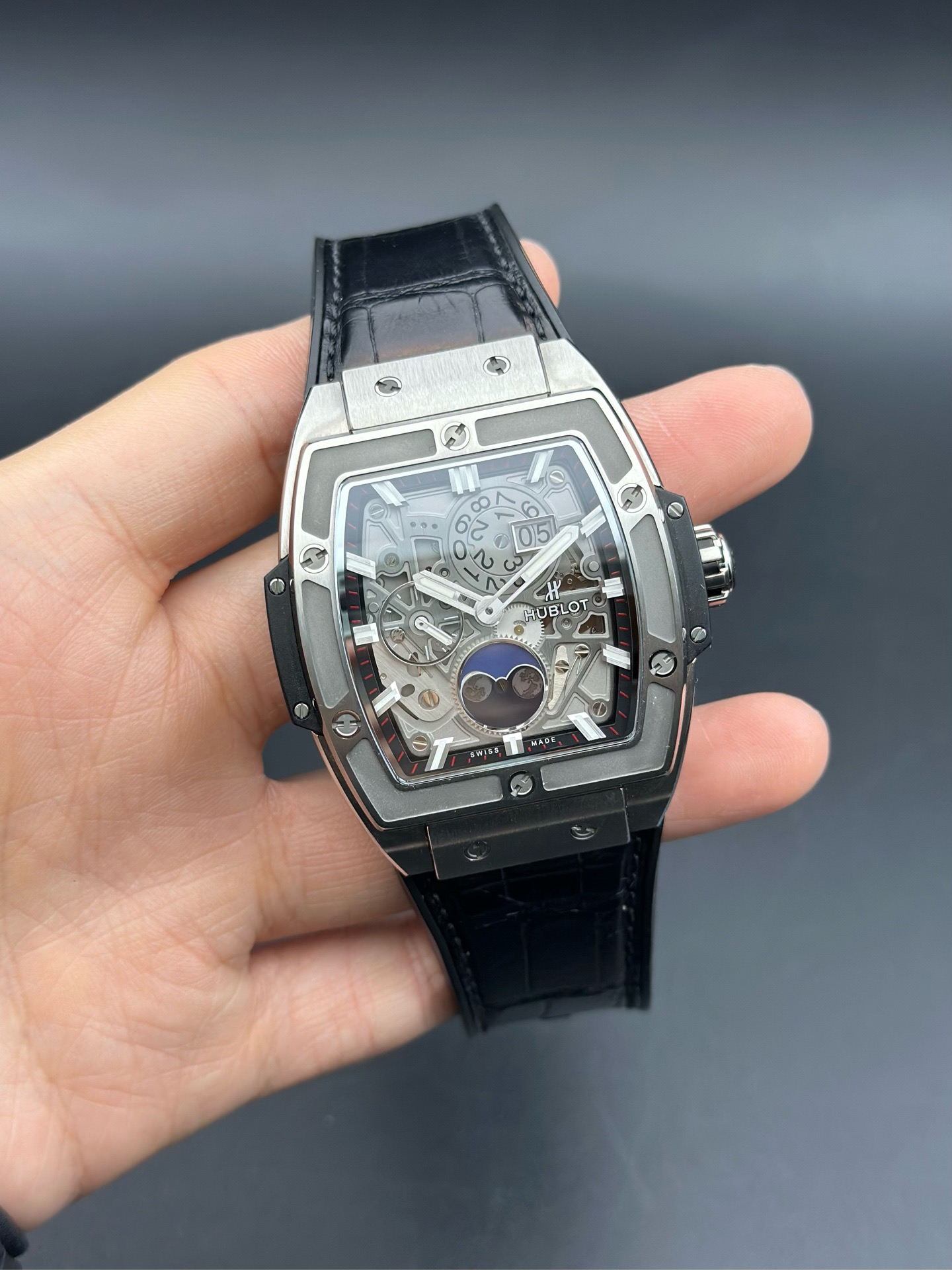 Hublot 647.NX.1137.RX detail 1