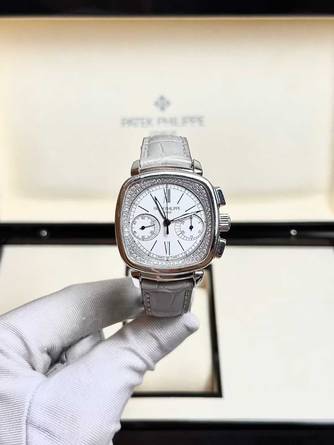 Patek Philippe 7071G-001