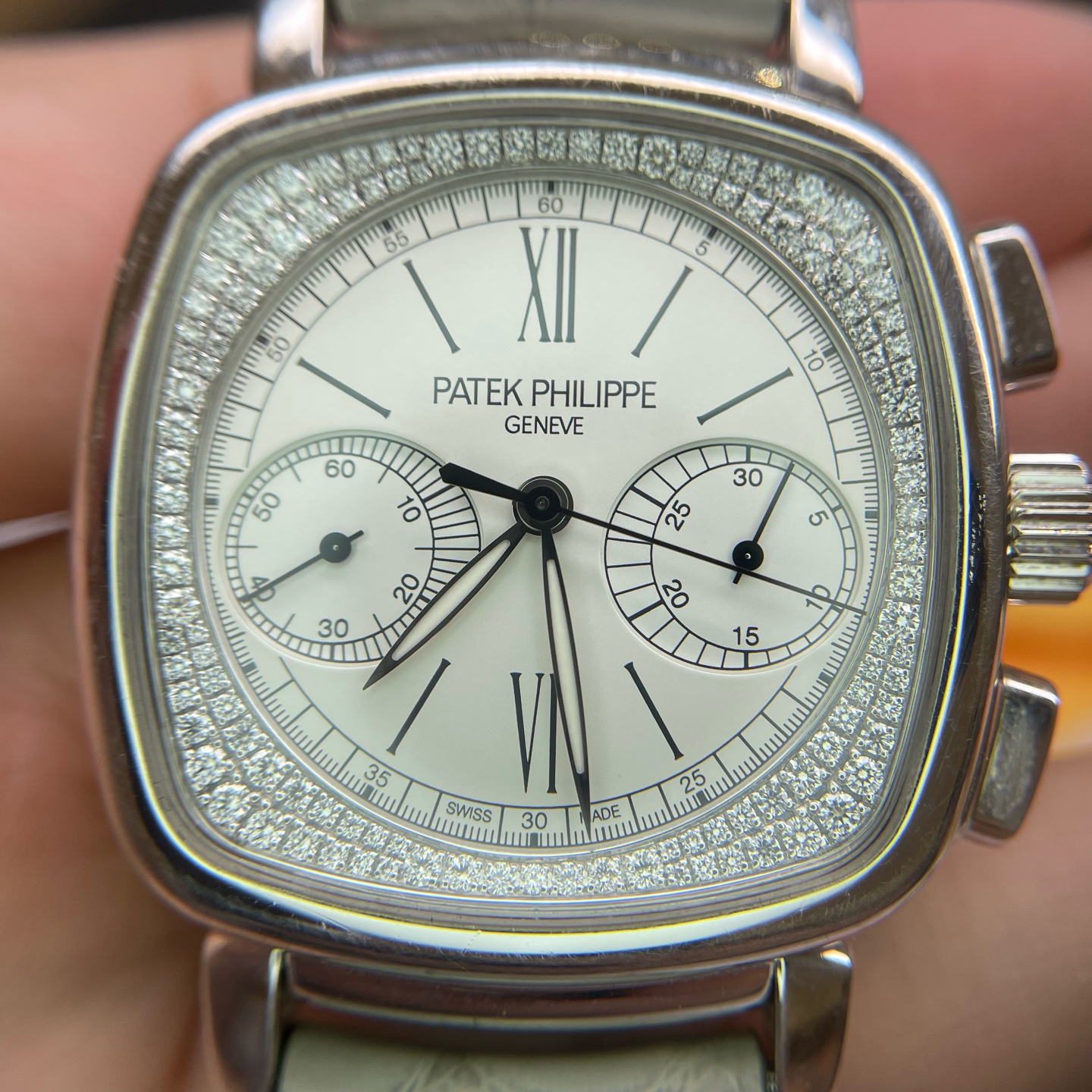 Patek Philippe 7071G-001 detail 1