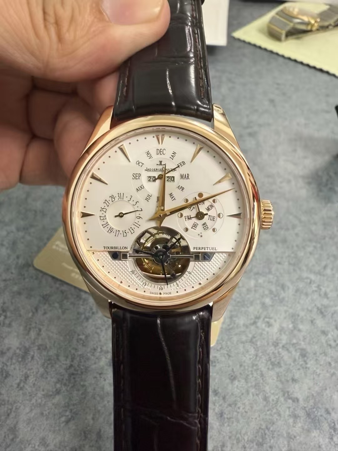 Jaeger-LeCoultre 500242A