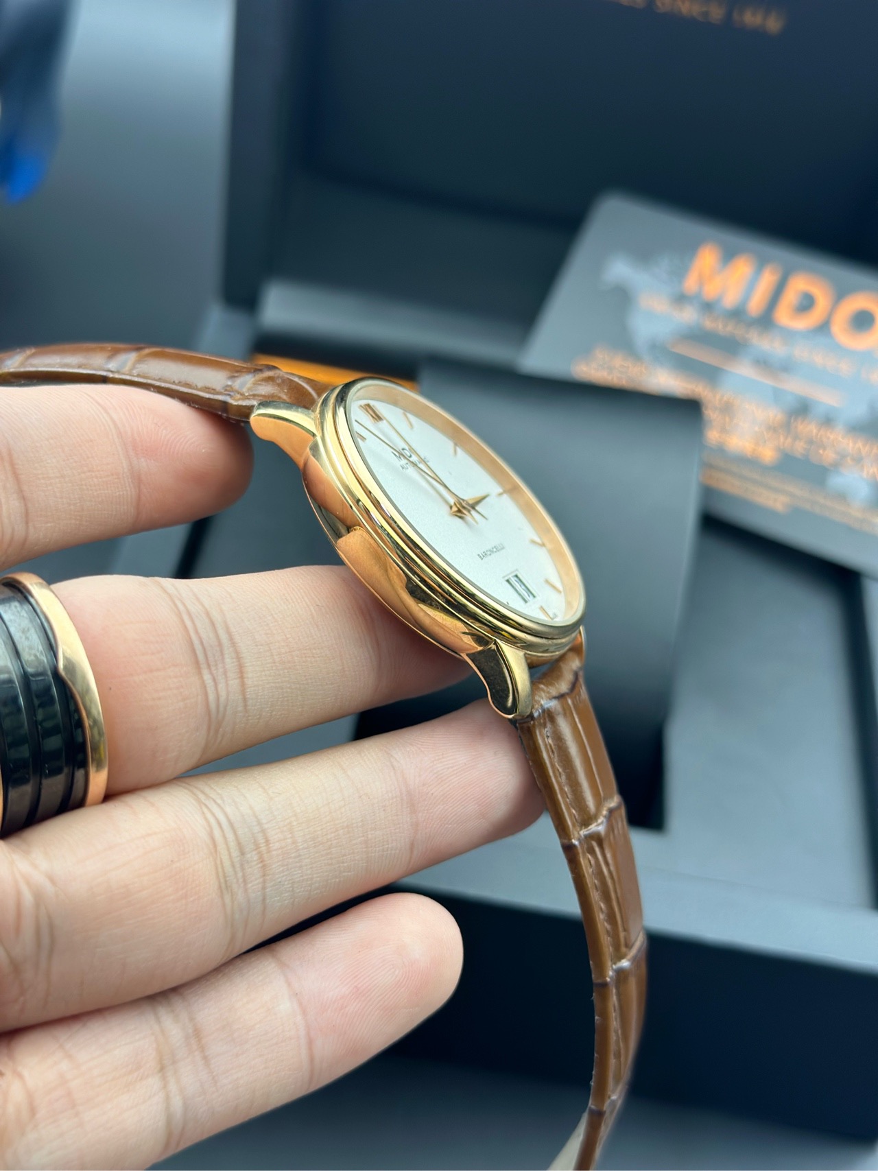 Mido M027.426.36.018.00 detail 2