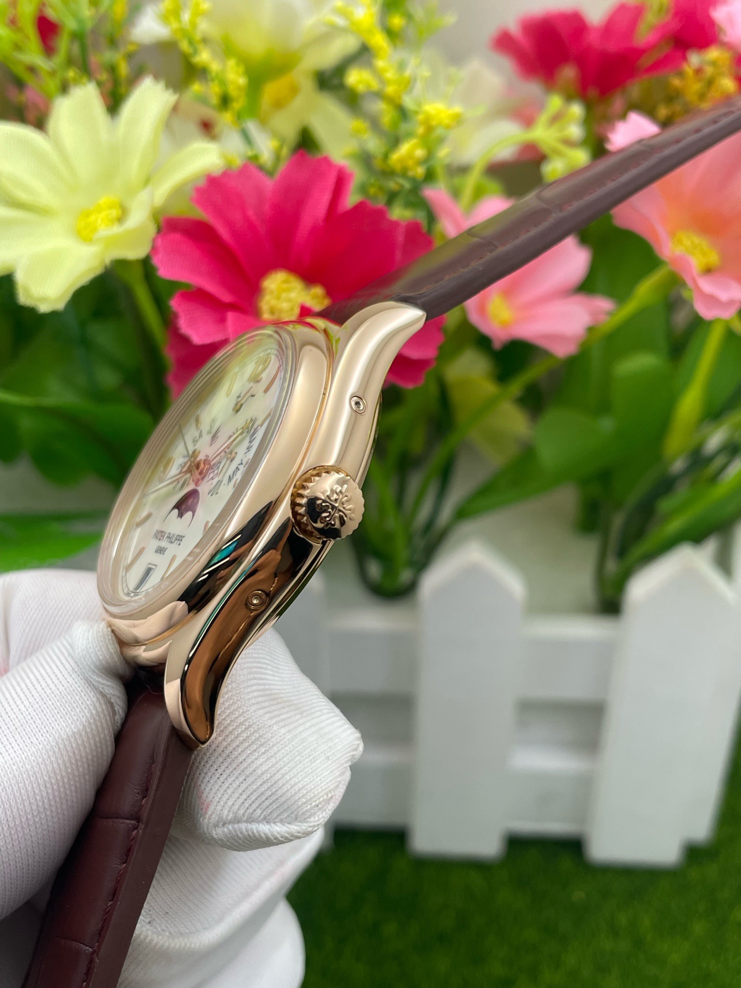 Patek Philippe 5146R-001 detail 4