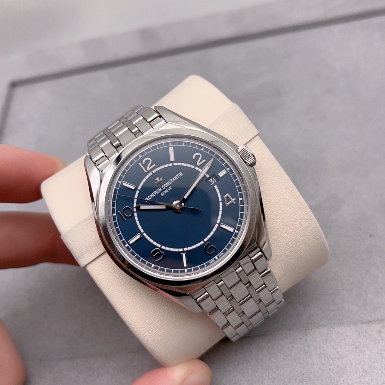 Vacheron Constantin 4600E / 110A-B487 detail 2