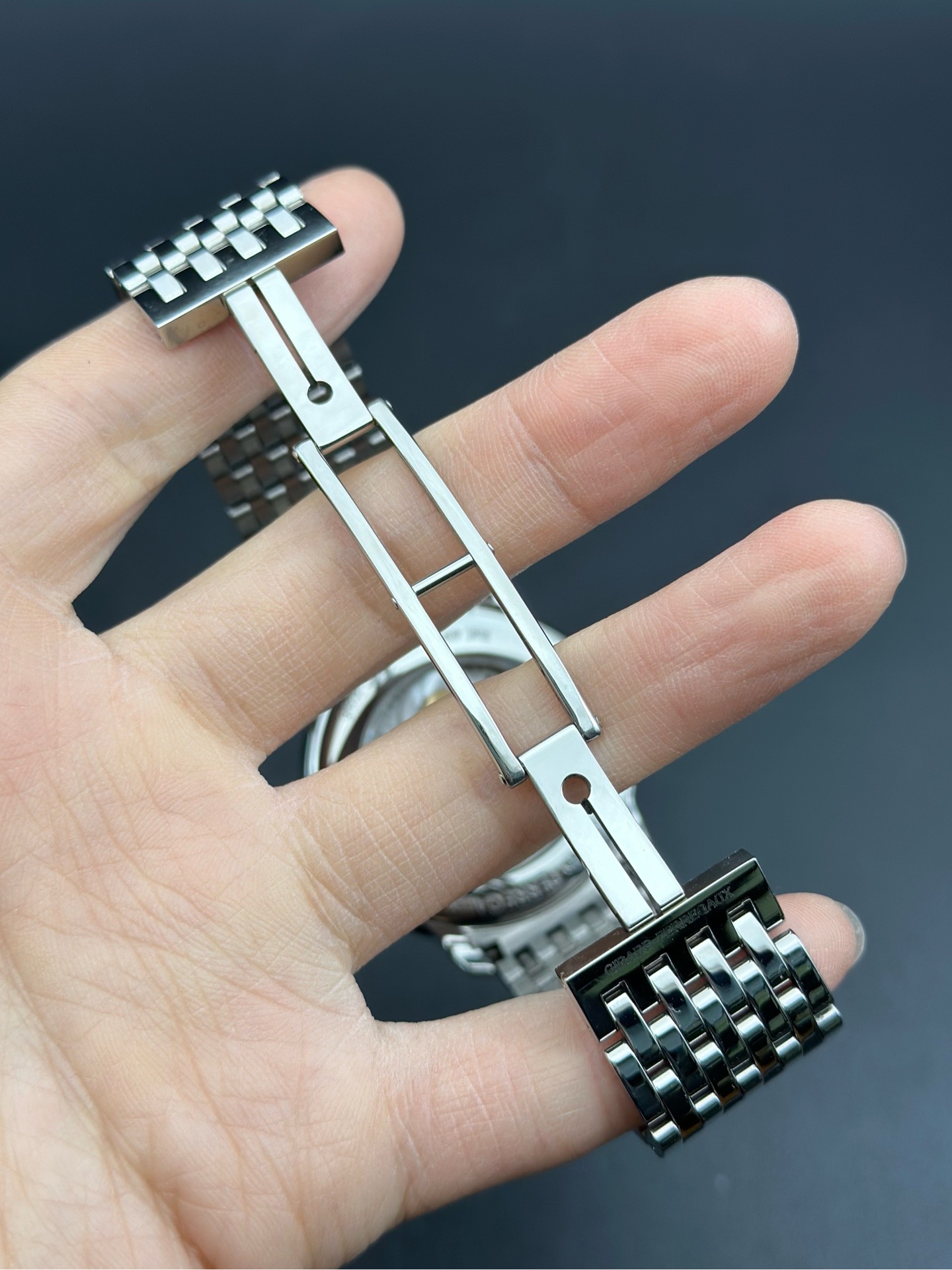 Girard Perregaux 49555D11A131-11A detail 5