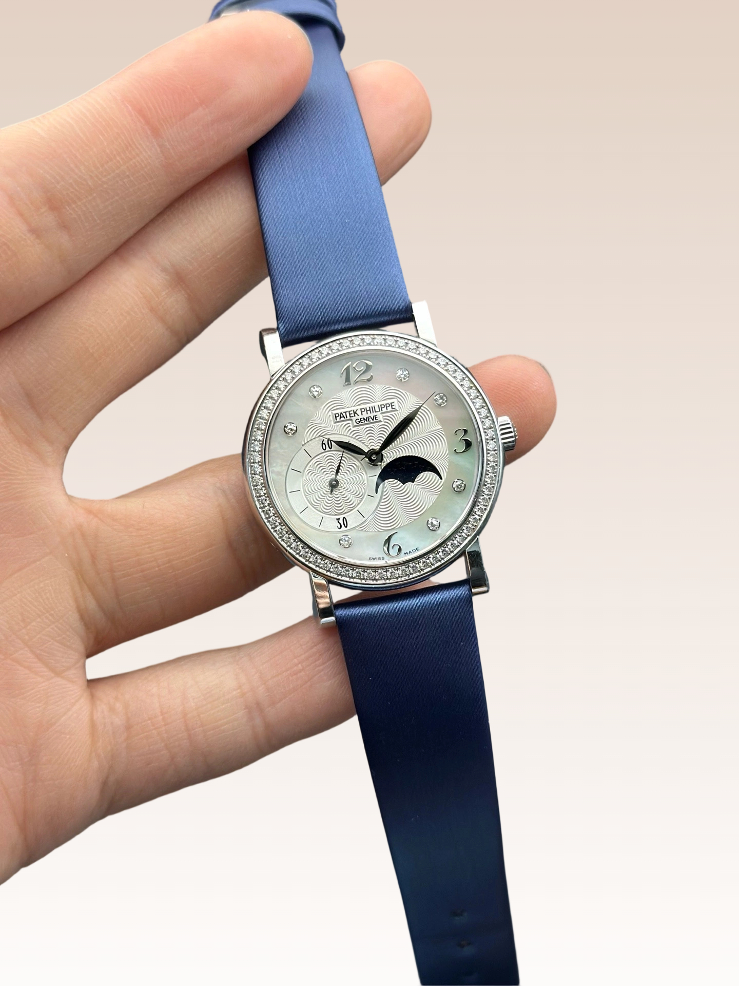Patek Philippe 4958G-001 detail 1