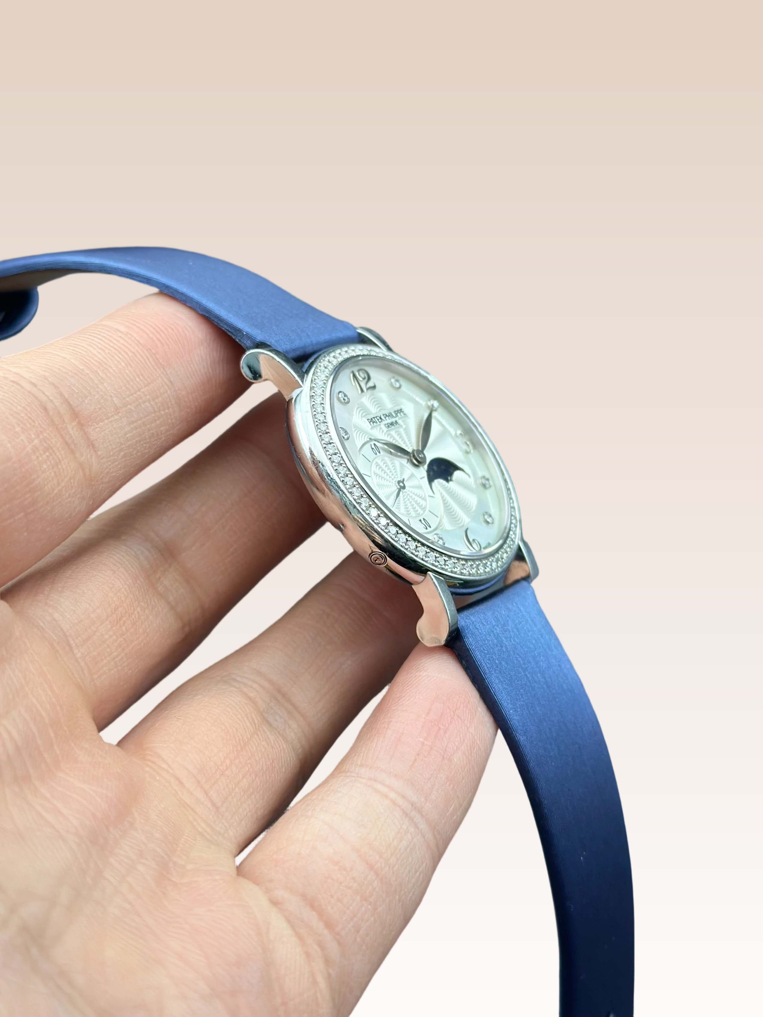Patek Philippe 4958G-001 detail 2