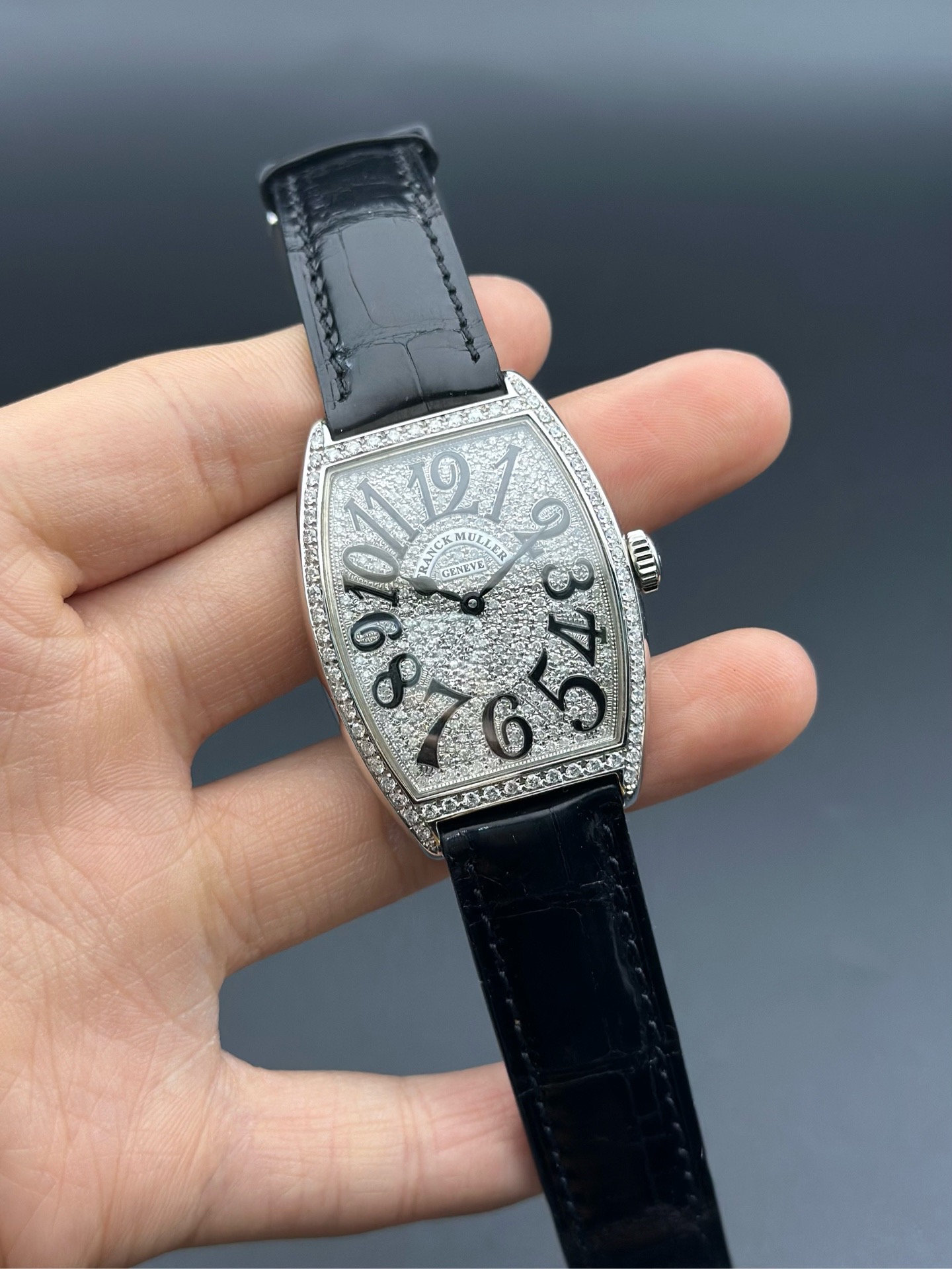 Franck Muller 2852 B QZ detail 1