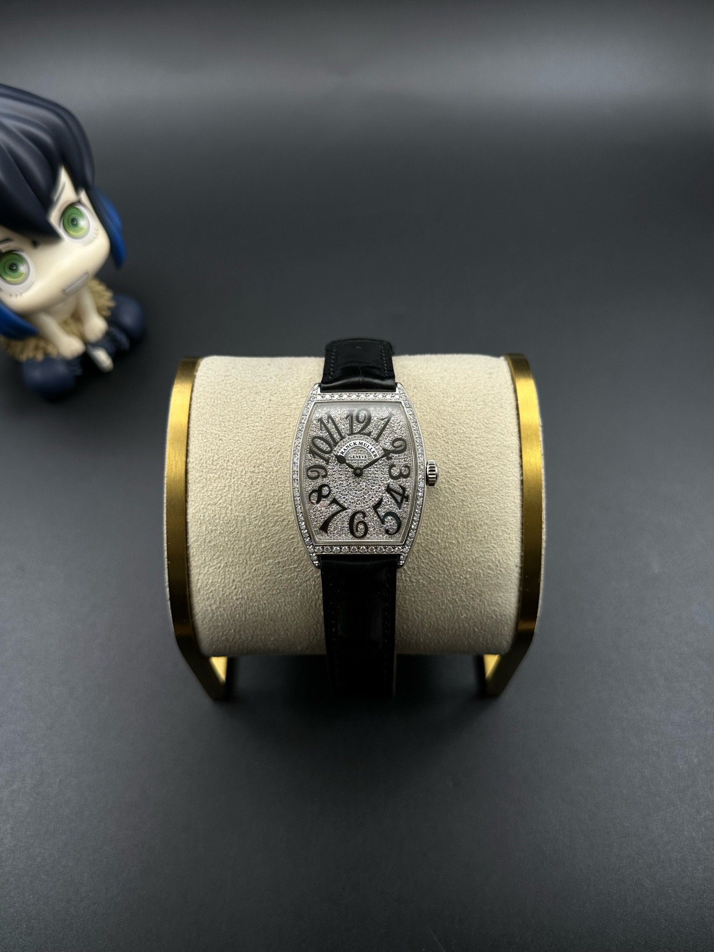 Franck Muller 2852 B QZ detail 2