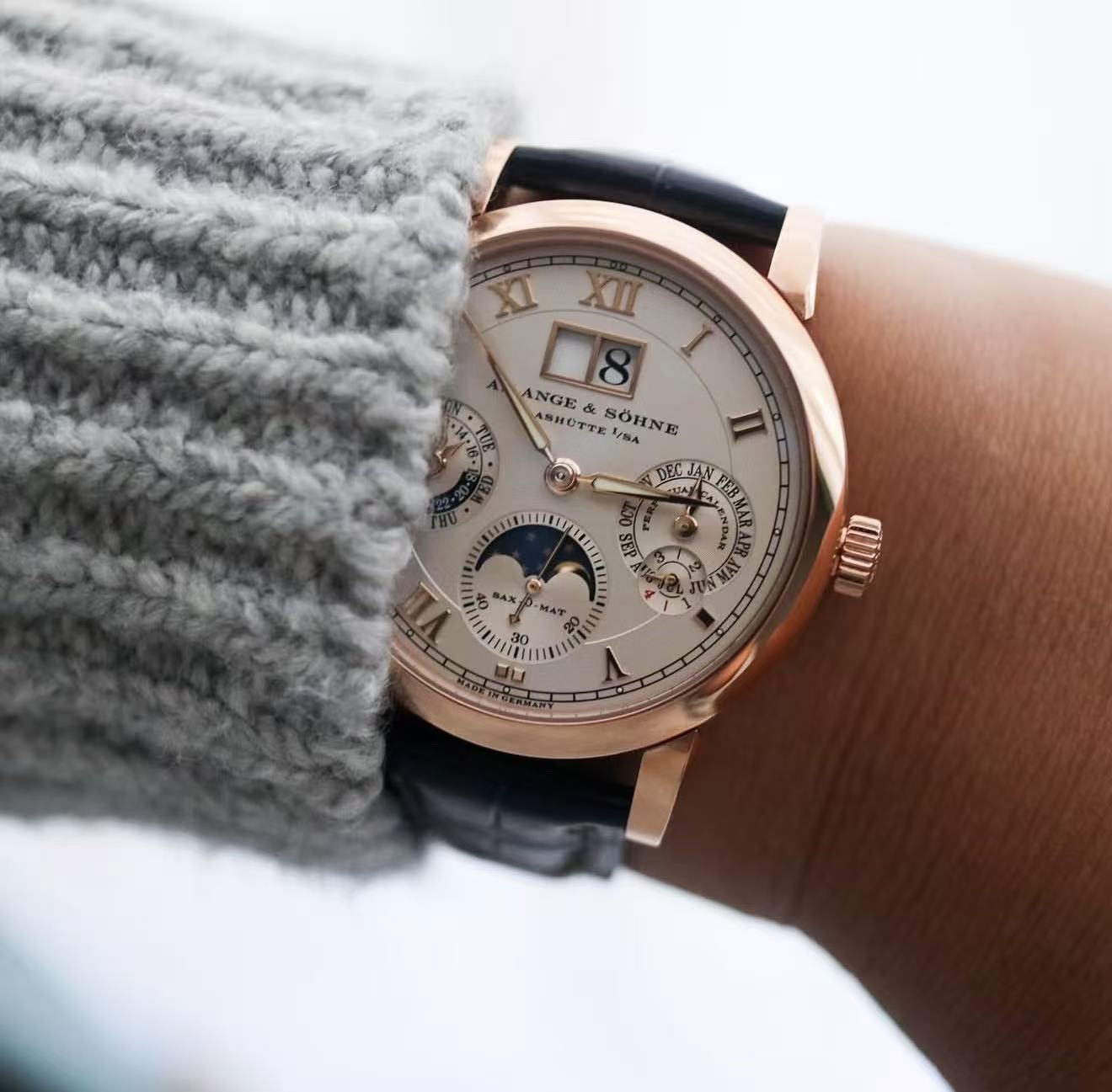 A. Lange & S&ouml;hne 310.032 detail 3