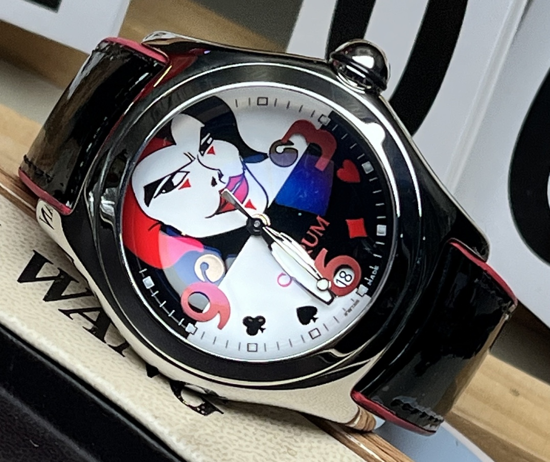 Corum 82.240.20 detail 1