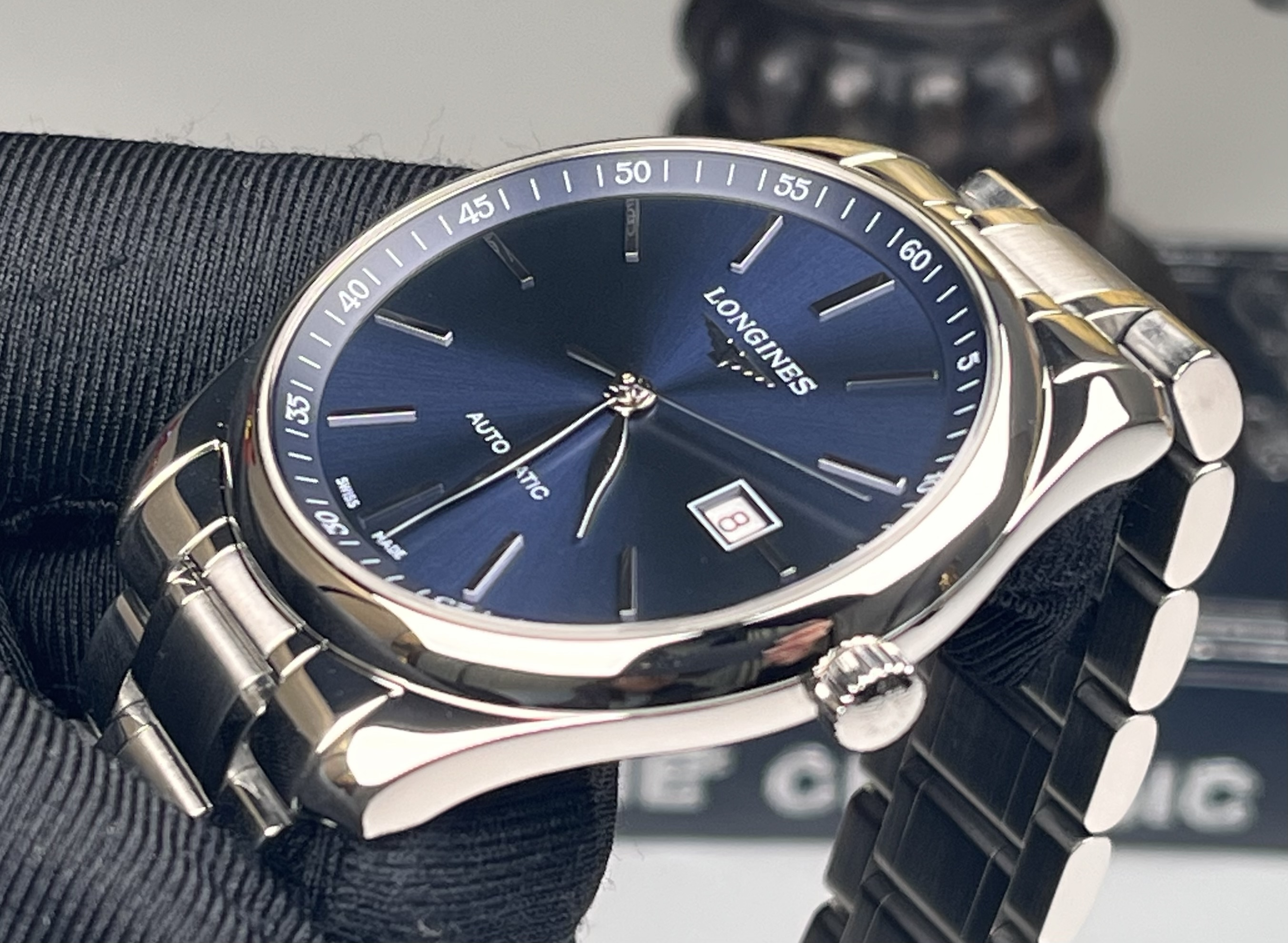 Longines L2.893.4.92.6 detail 2