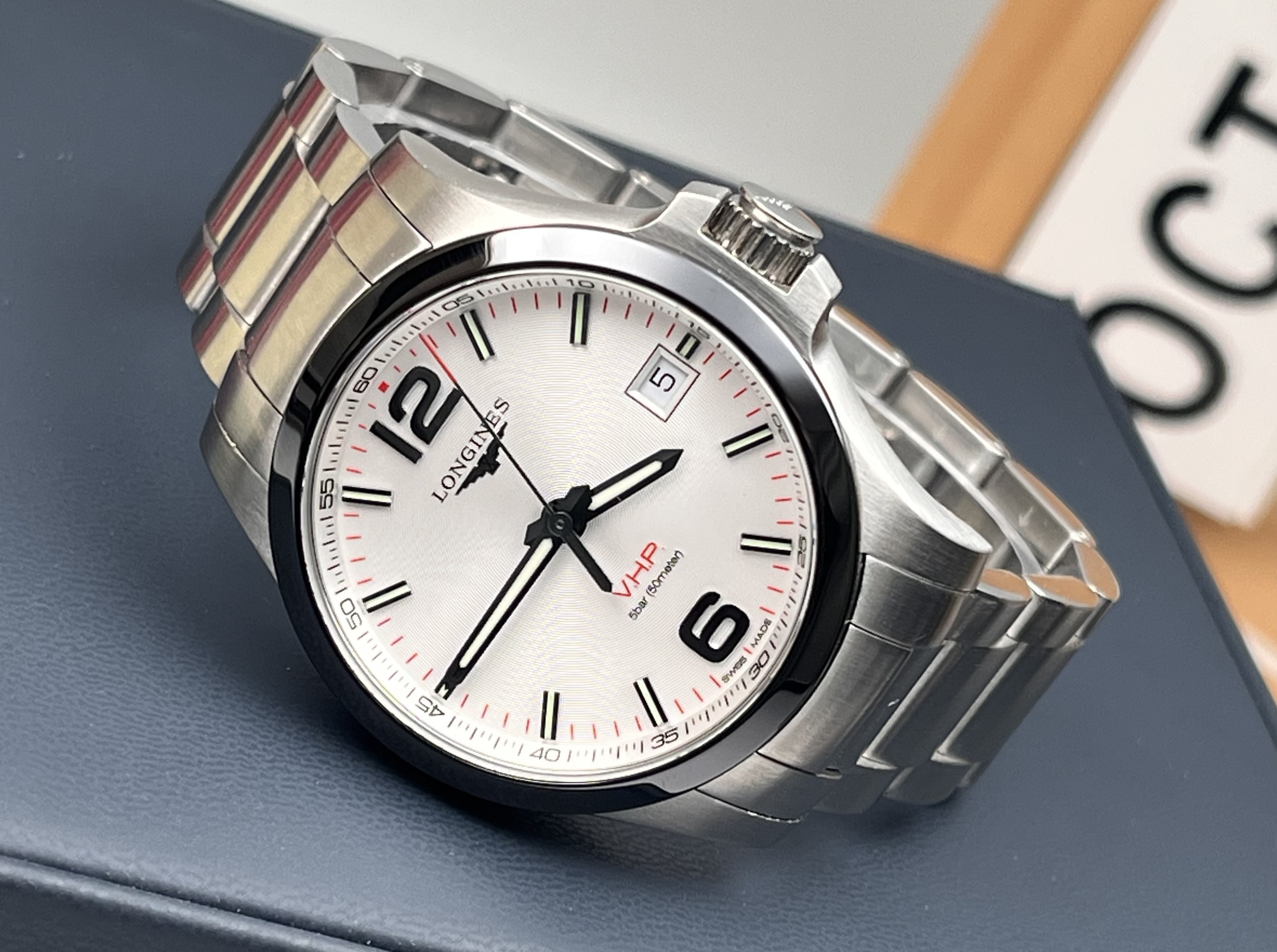 Longines L3.719.4.76.6 detail 1