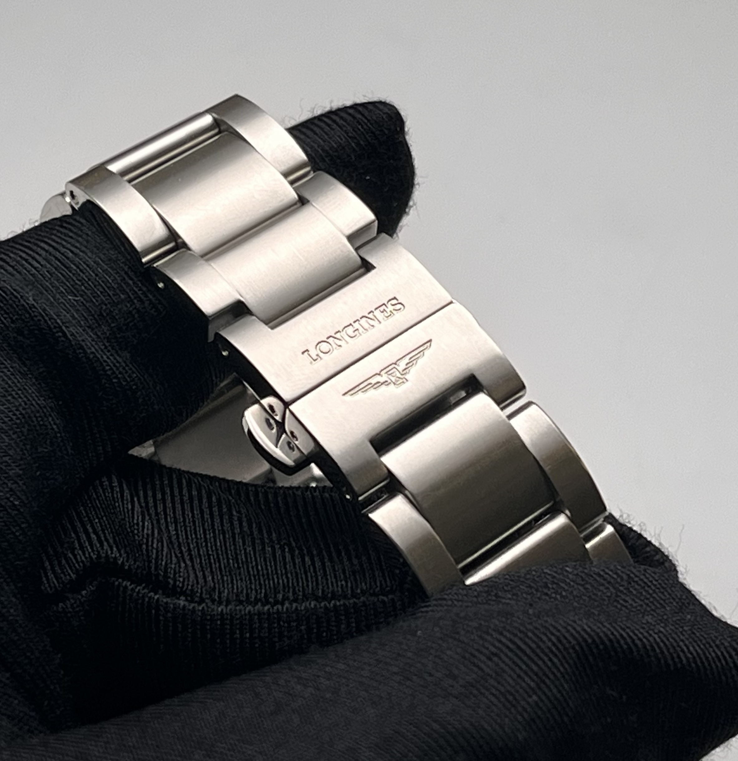 Longines L3.719.4.76.6 detail 4