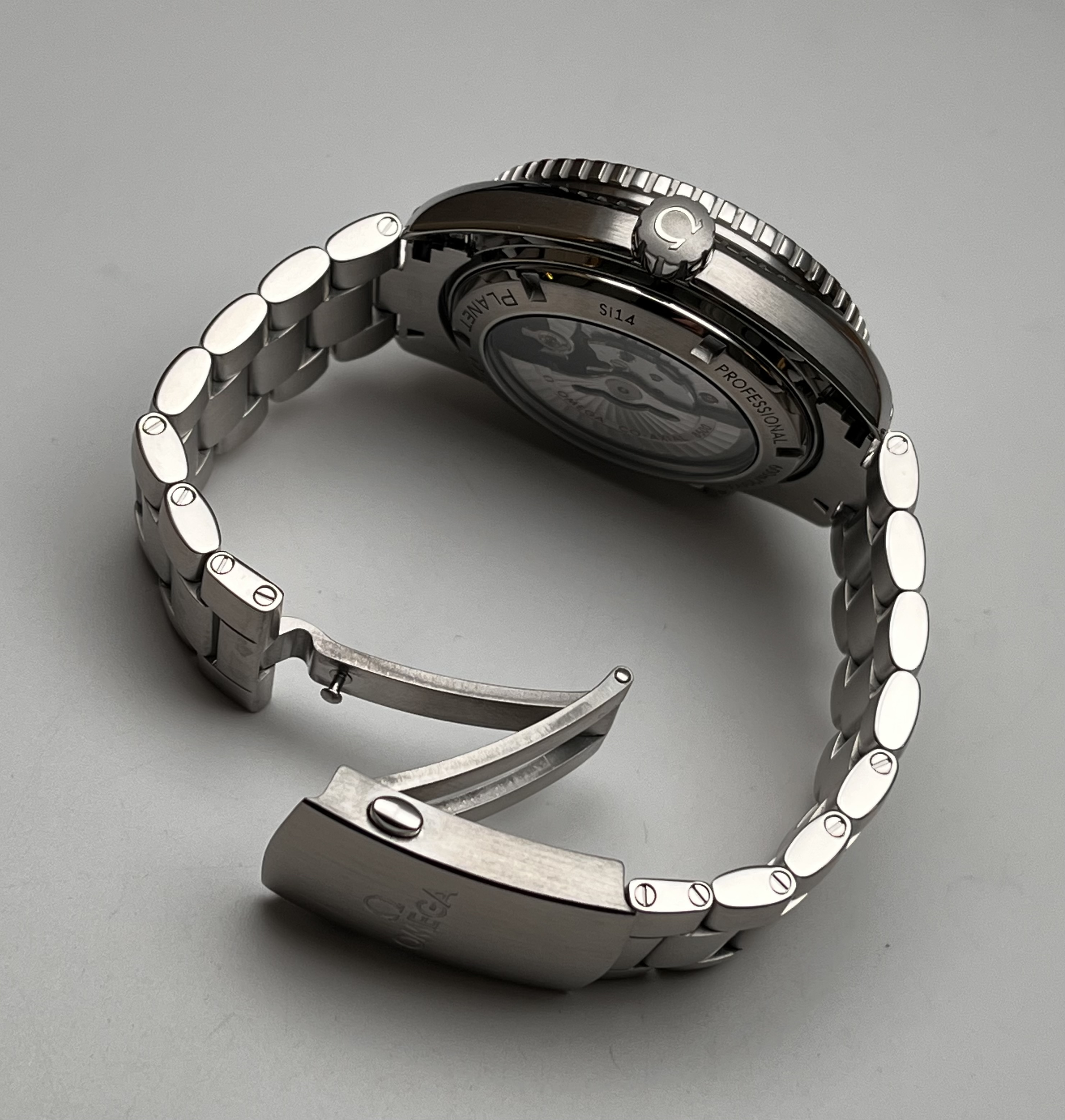 Omega 232.30.46.21.01.003 detail 6