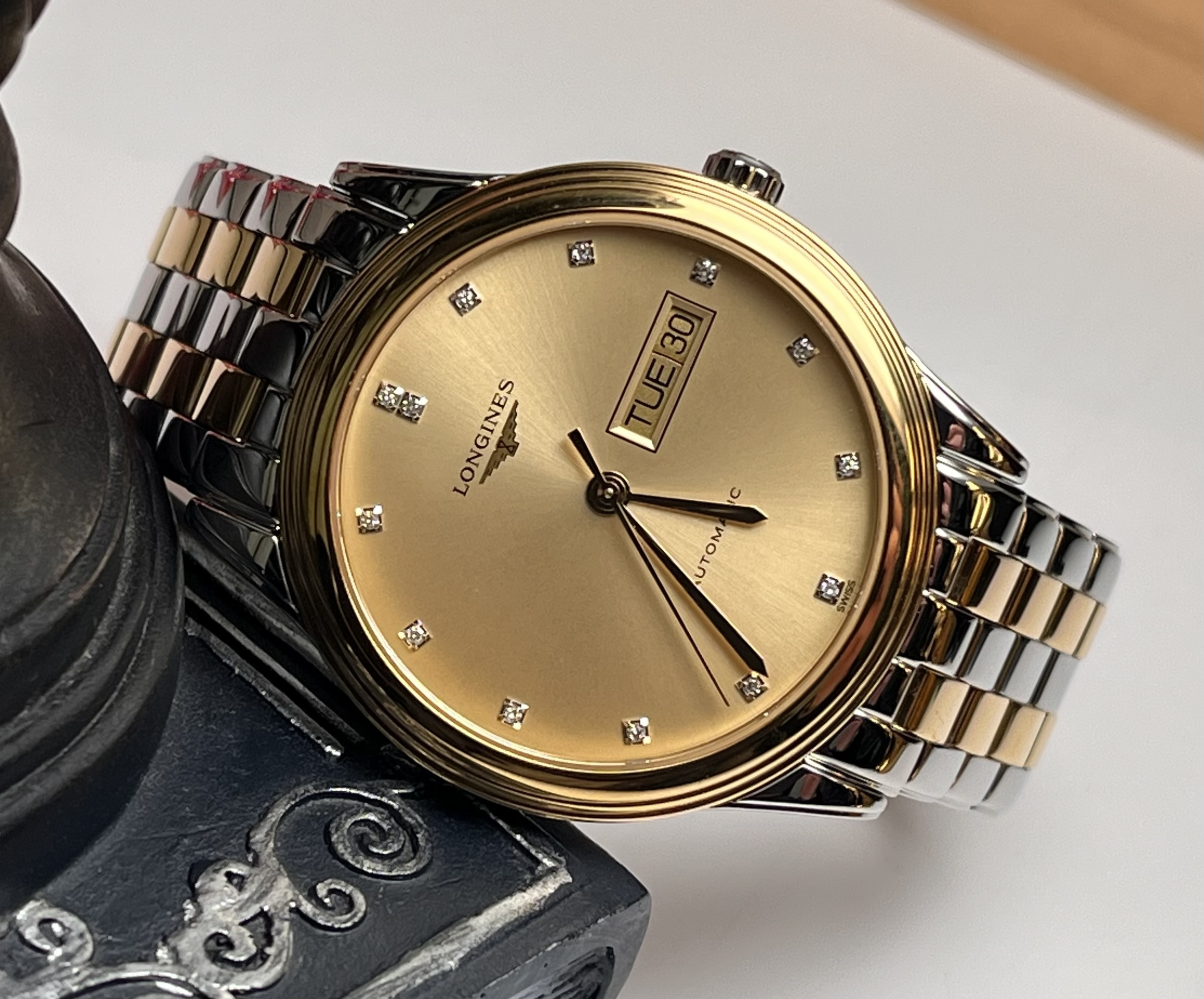 Longines L4.899.3.37.7 detail 2