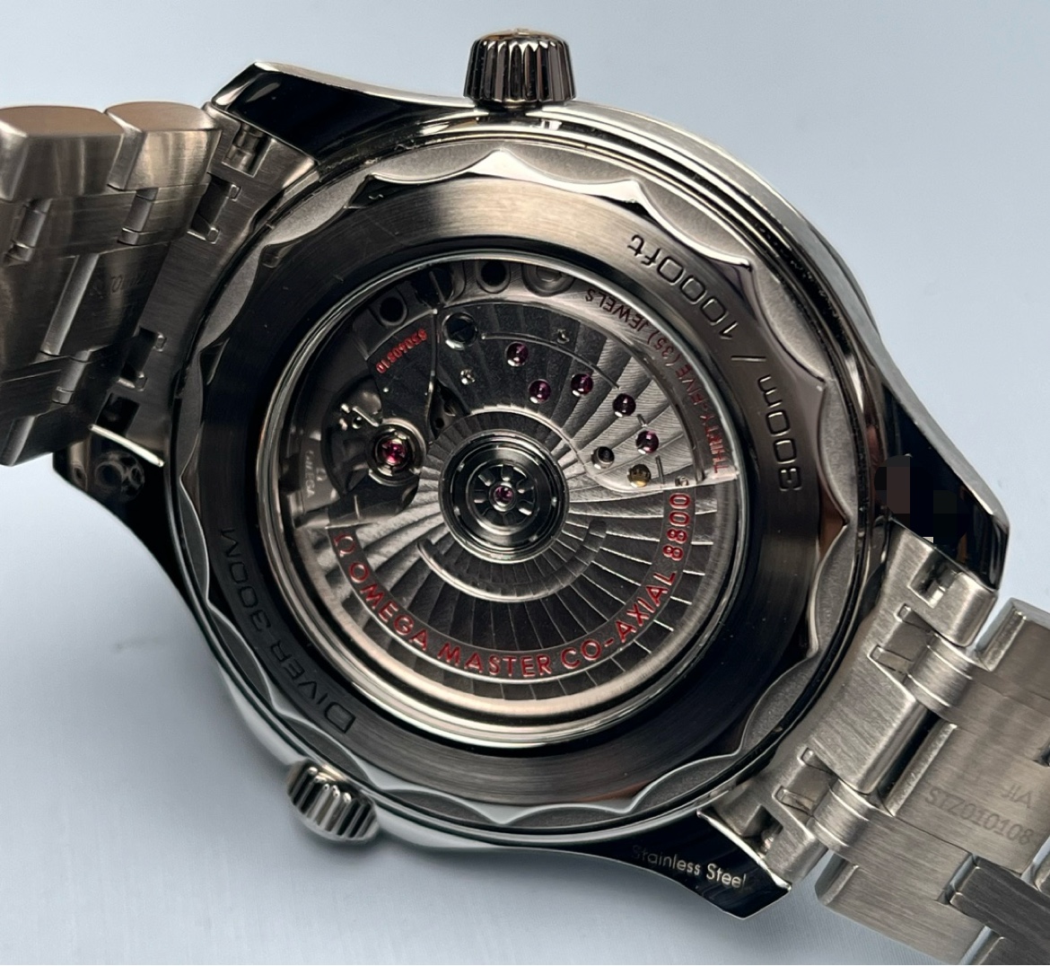 Omega 210.30.42.20.03.001 detail 6