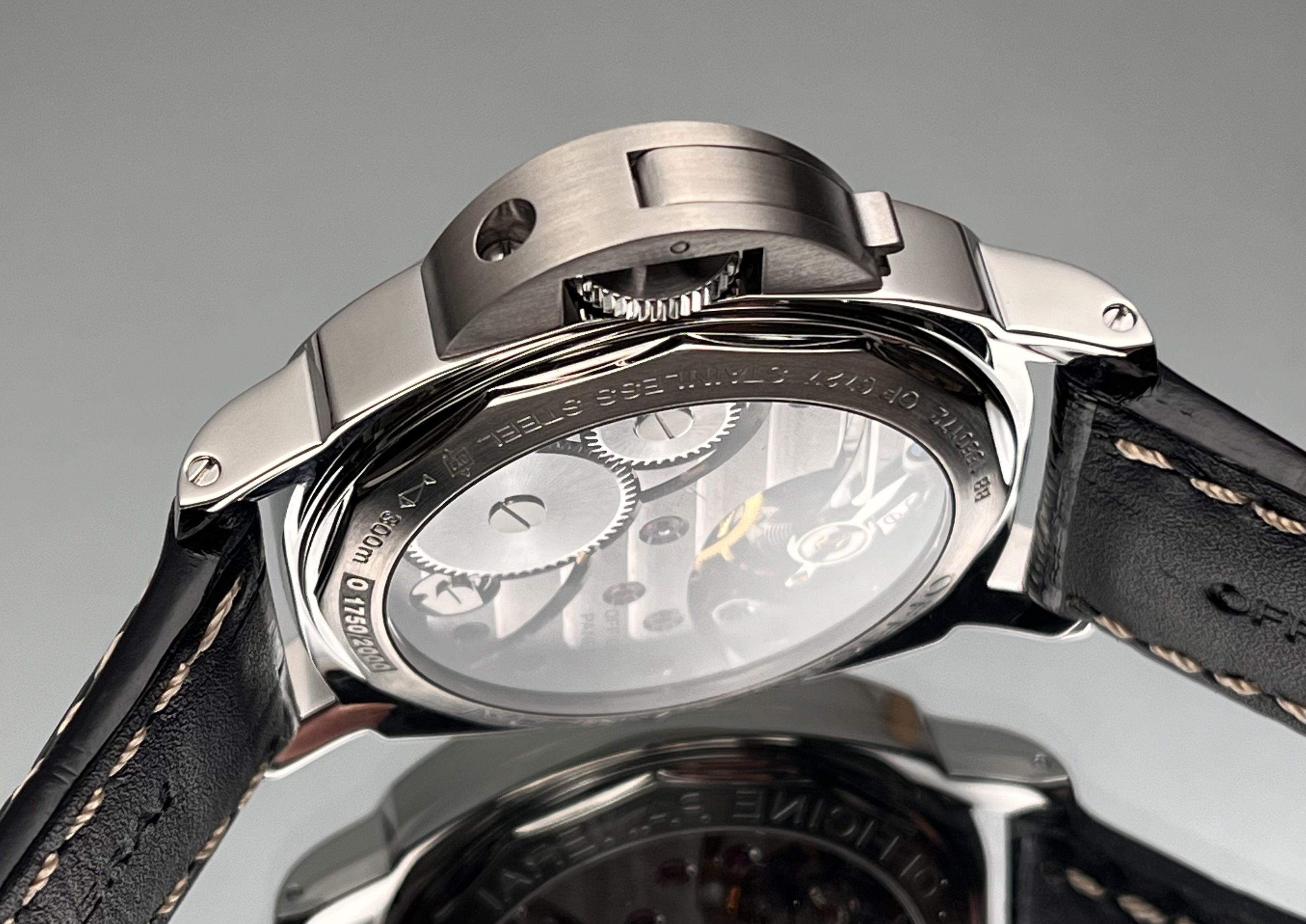 Panerai PAM00111 detail 6