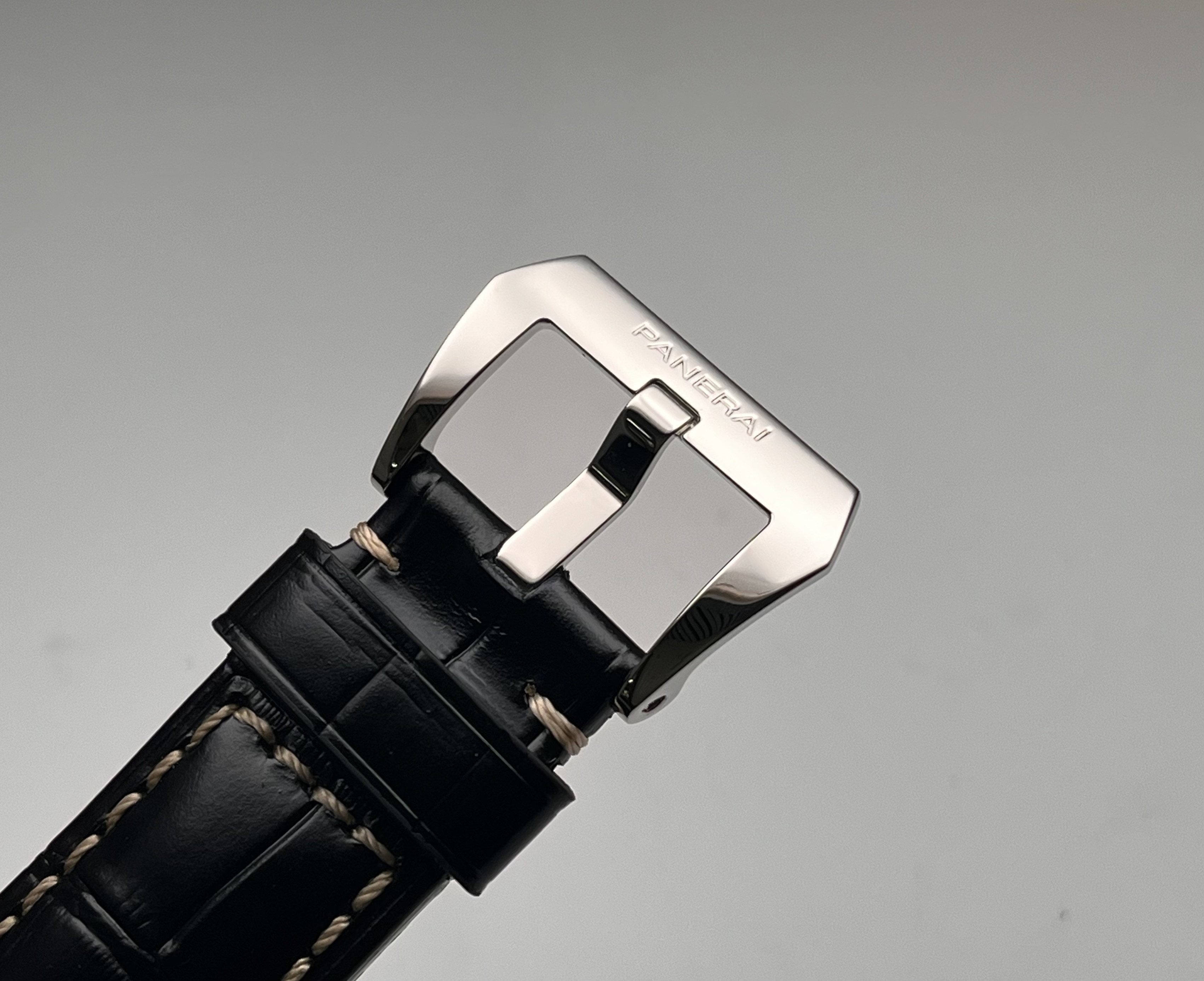 Panerai PAM00111 detail 5