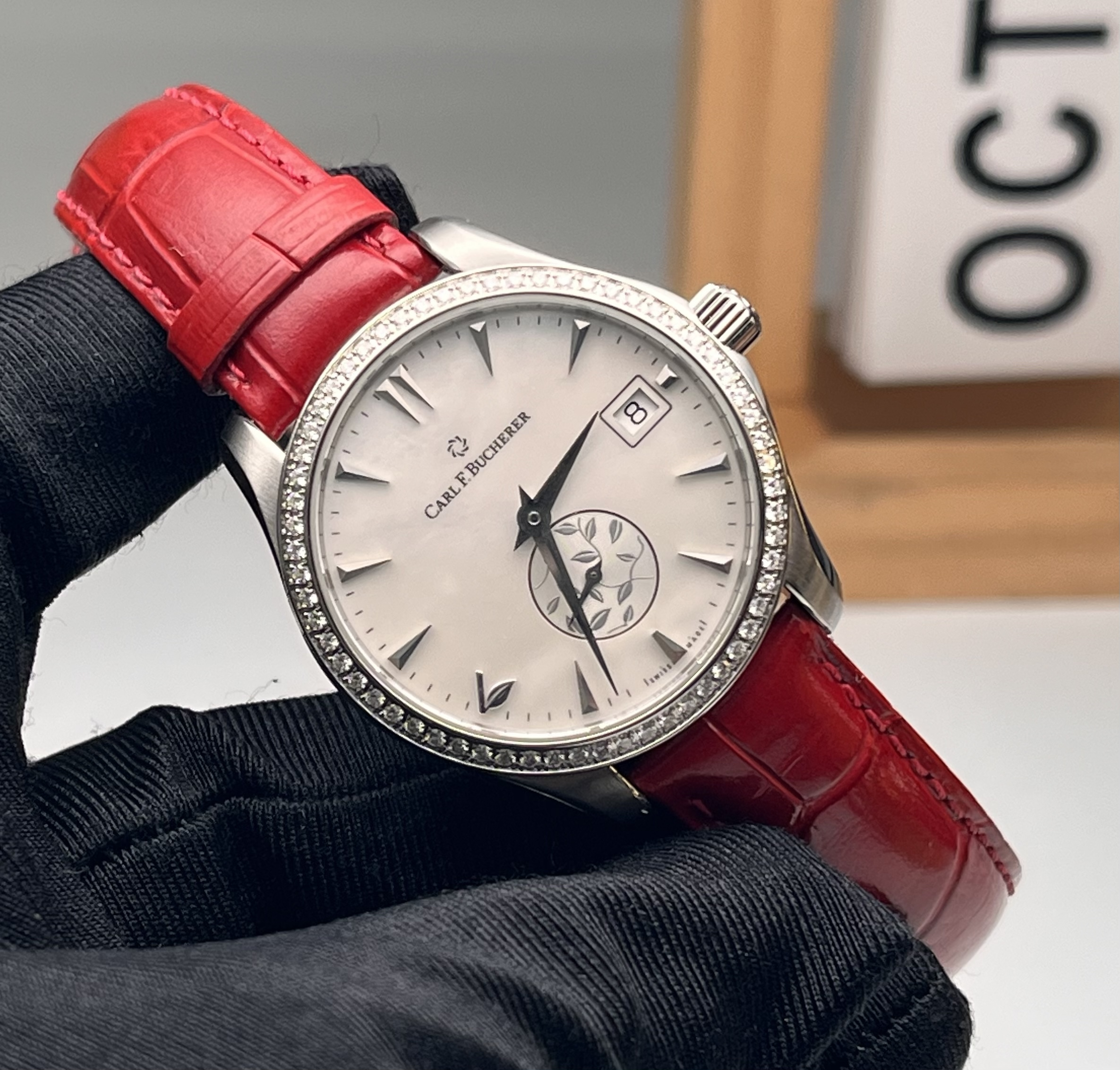 Carl F. Bucherer 00.10922.08.73.11