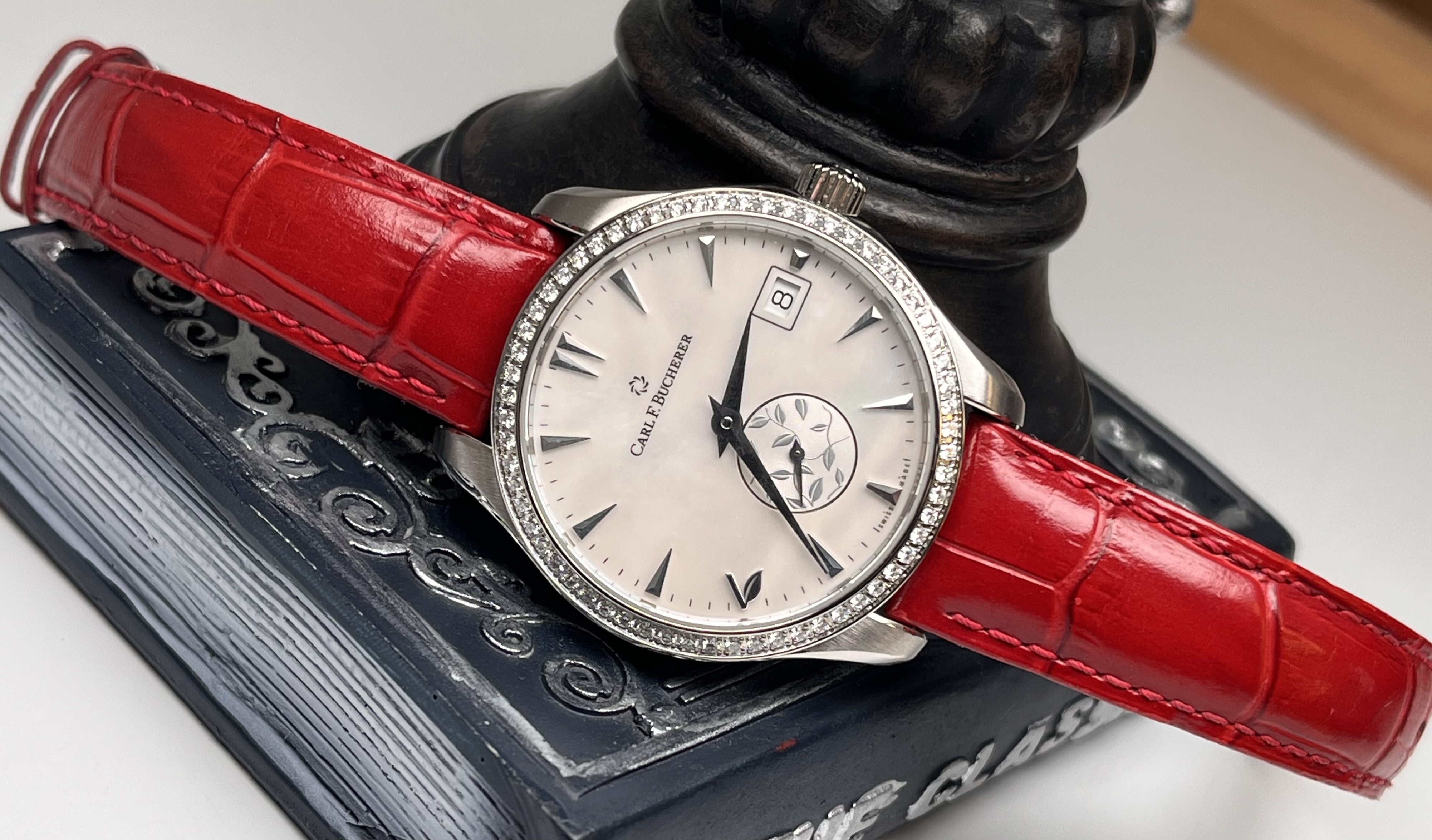 Carl F. Bucherer 00.10922.08.73.11 detail 3