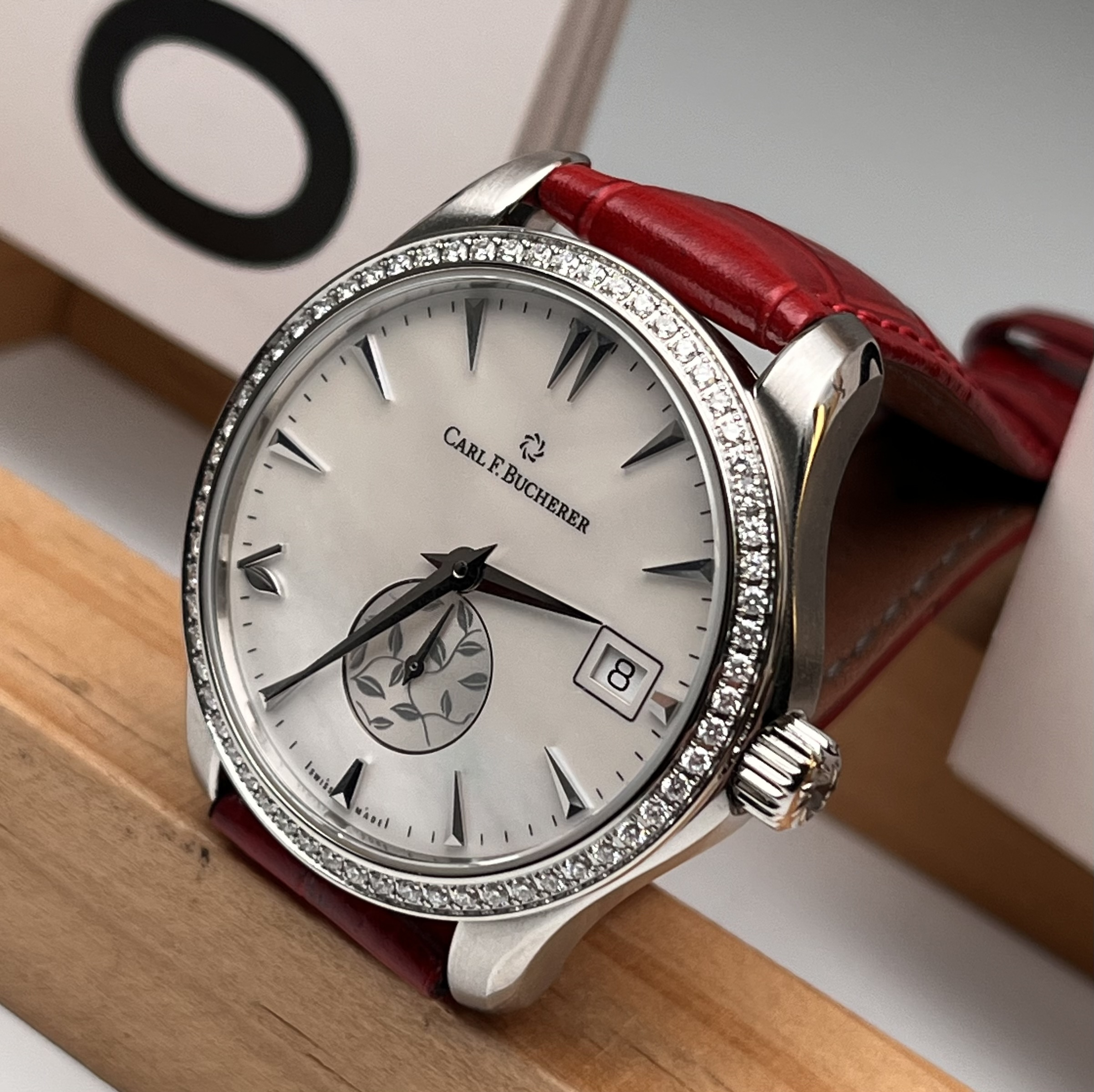 Carl F. Bucherer 00.10922.08.73.11 detail 4