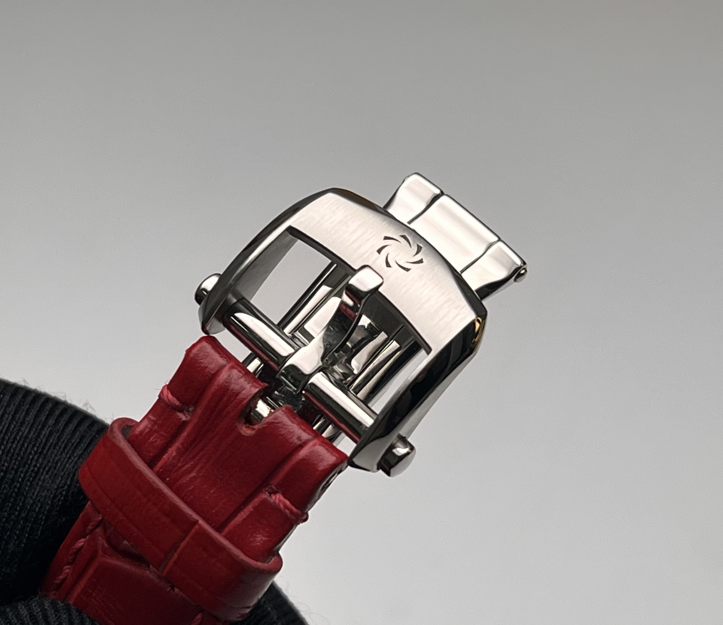 Carl F. Bucherer 00.10922.08.73.11 detail 5