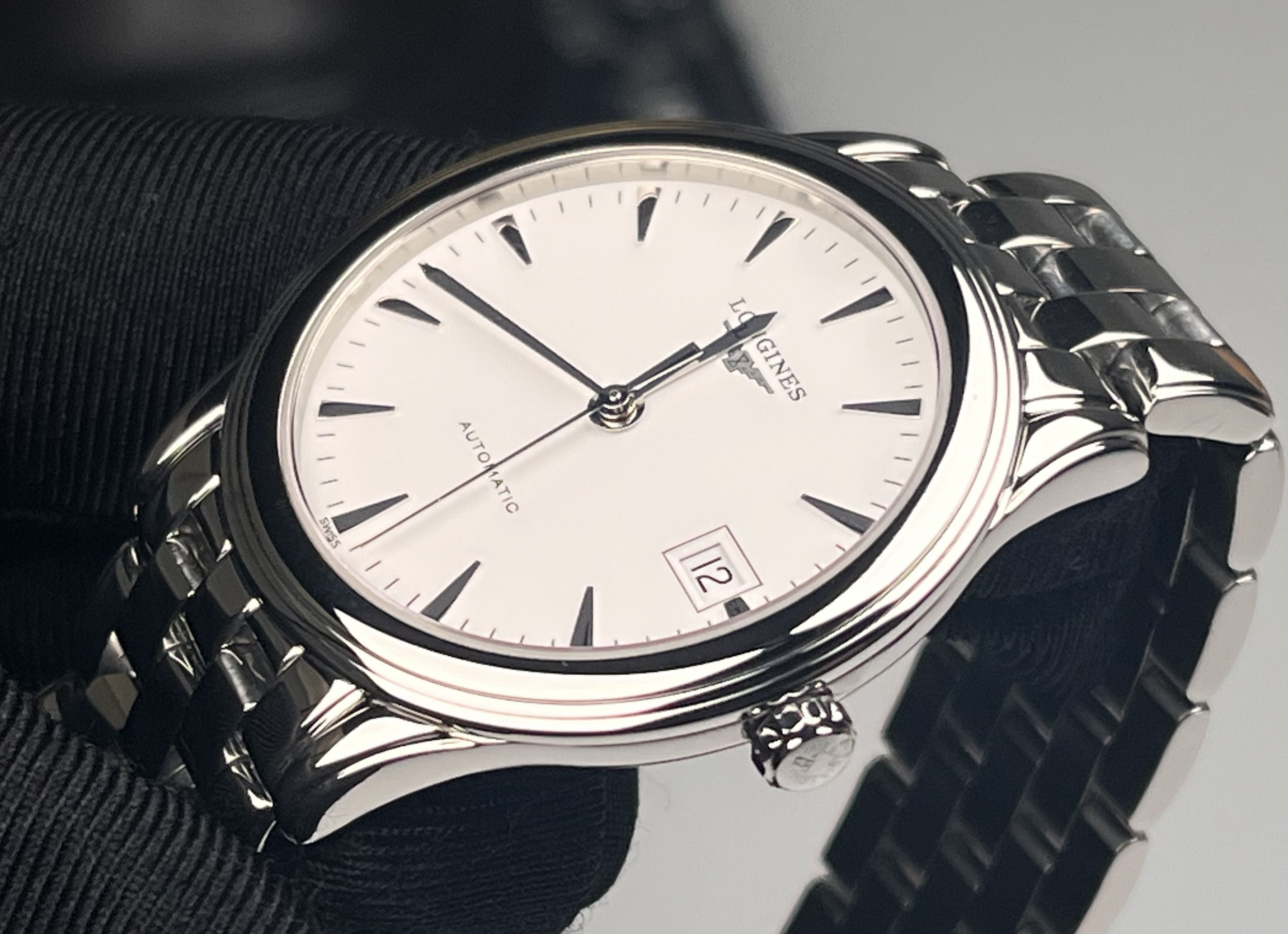 Longines L4.774.4.12.6 detail 5