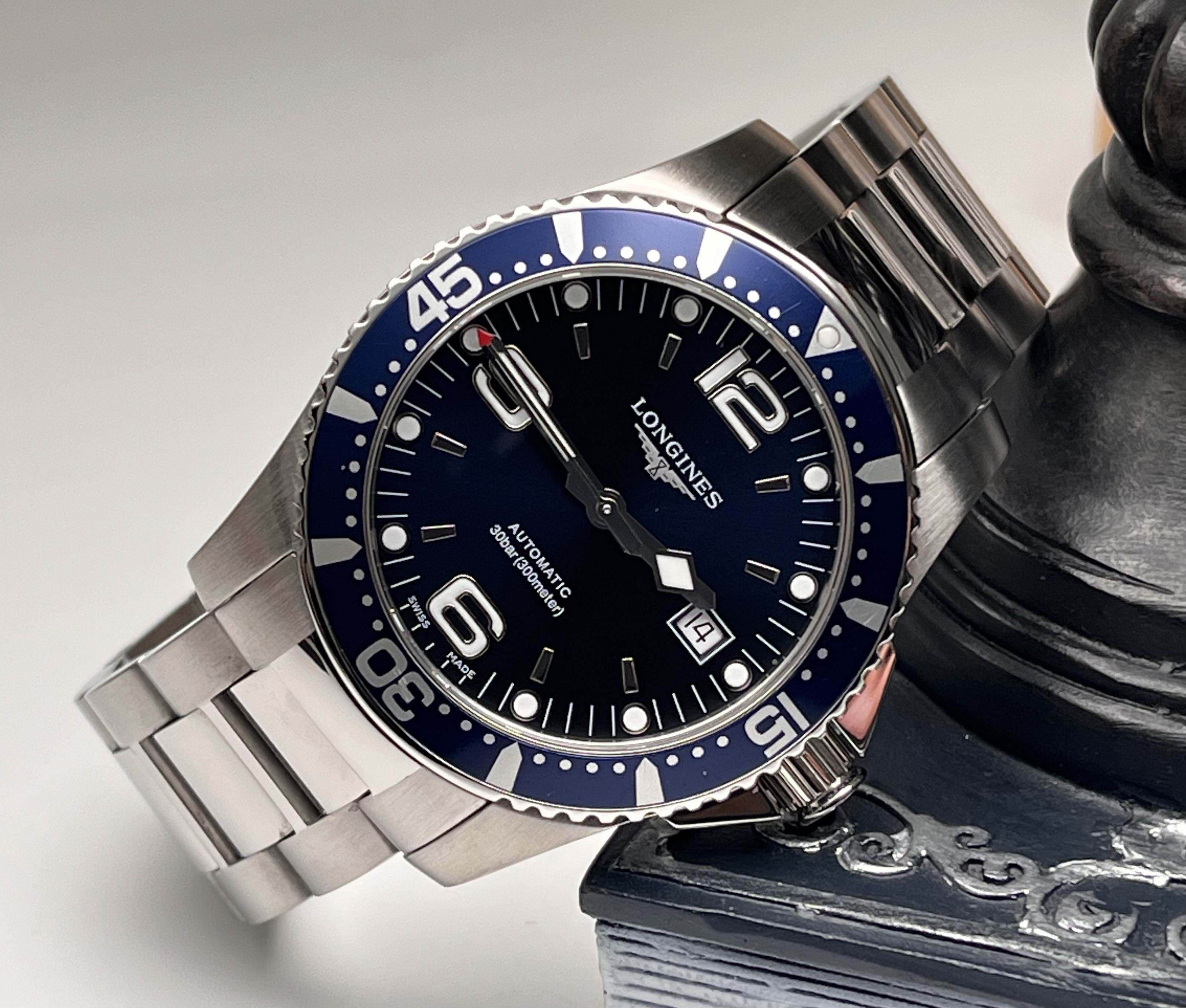 Longines L3.742.4.96.6 detail 1