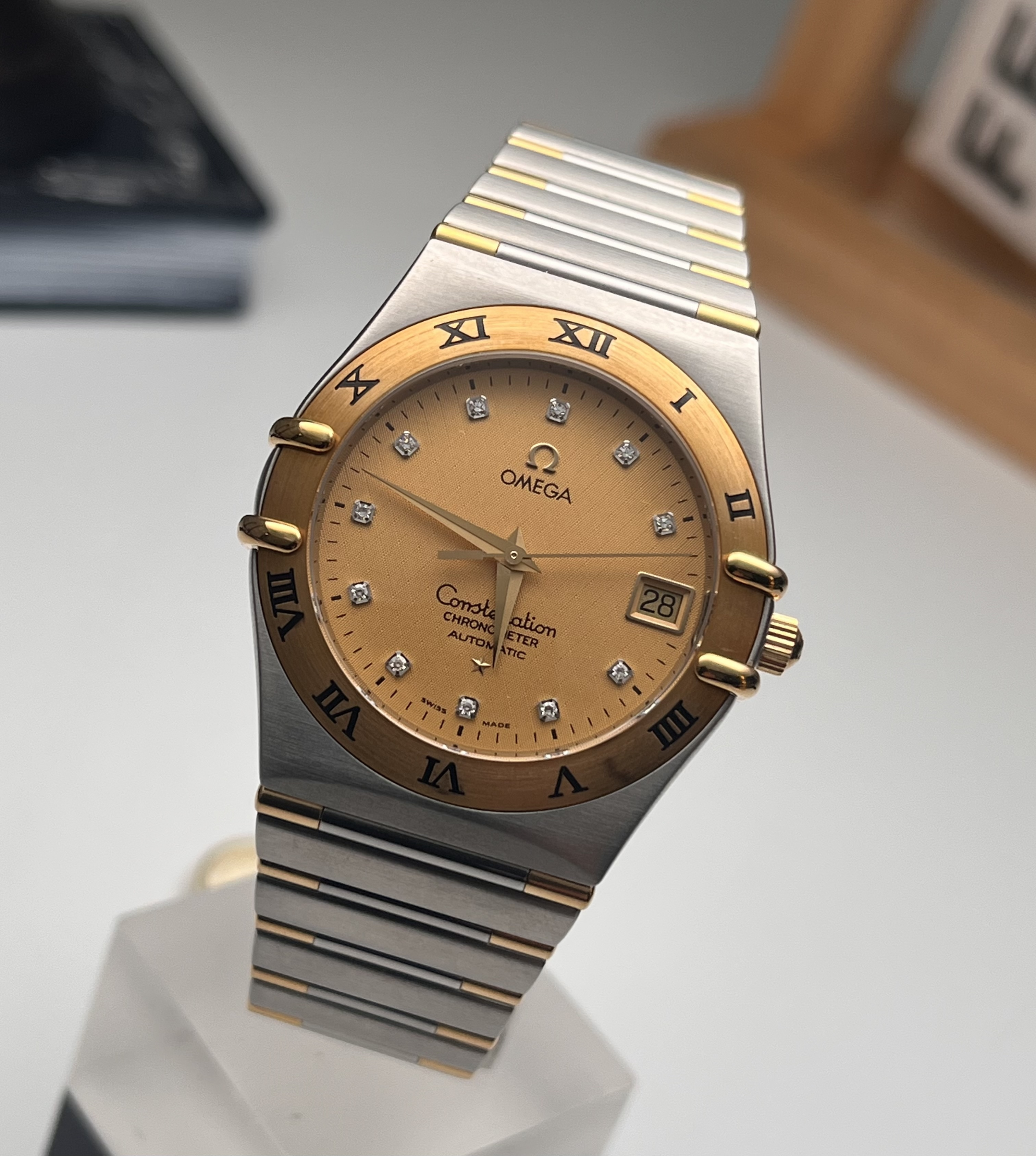 Omega 13021500
