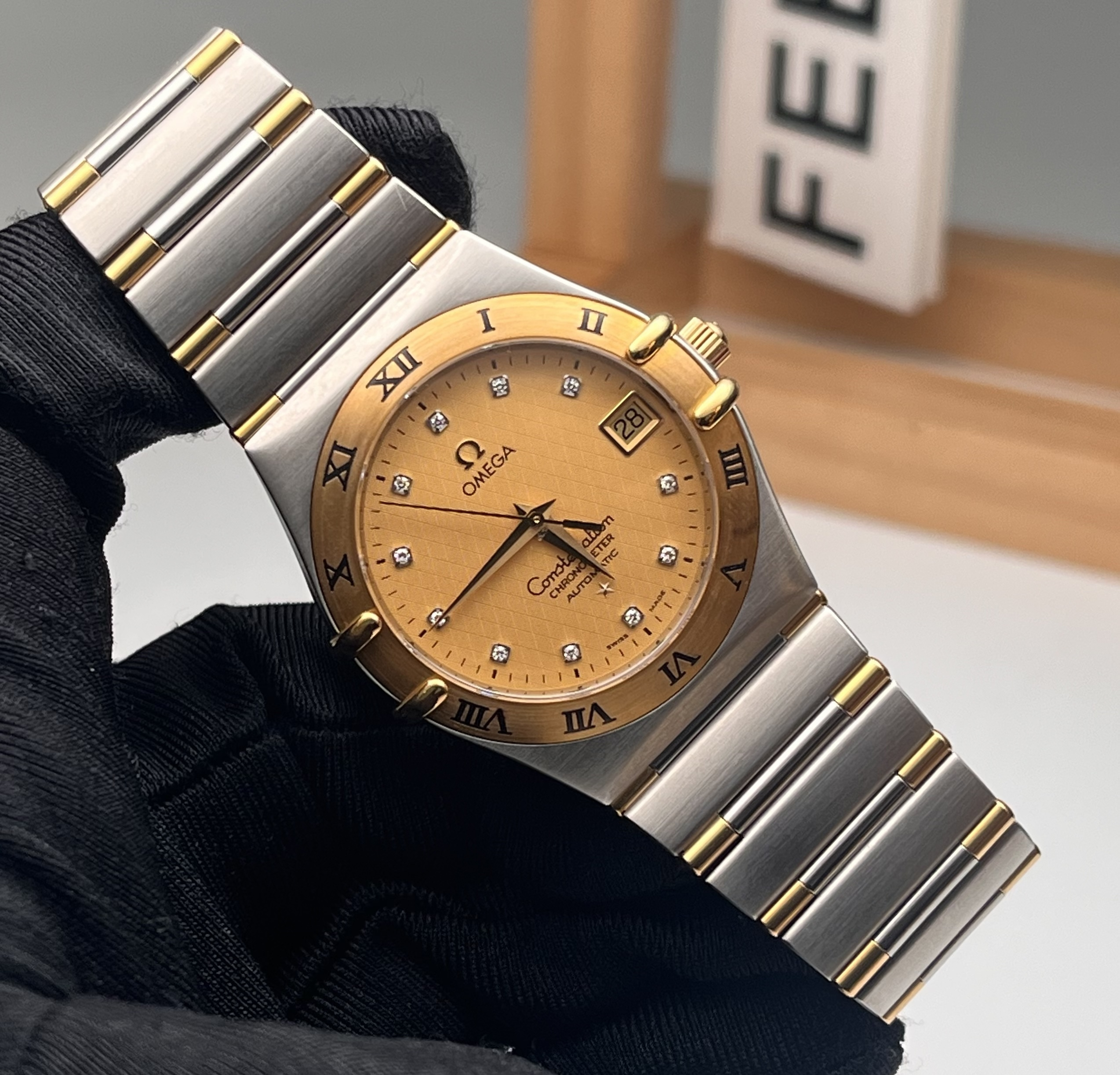 Omega 13021500 detail 5