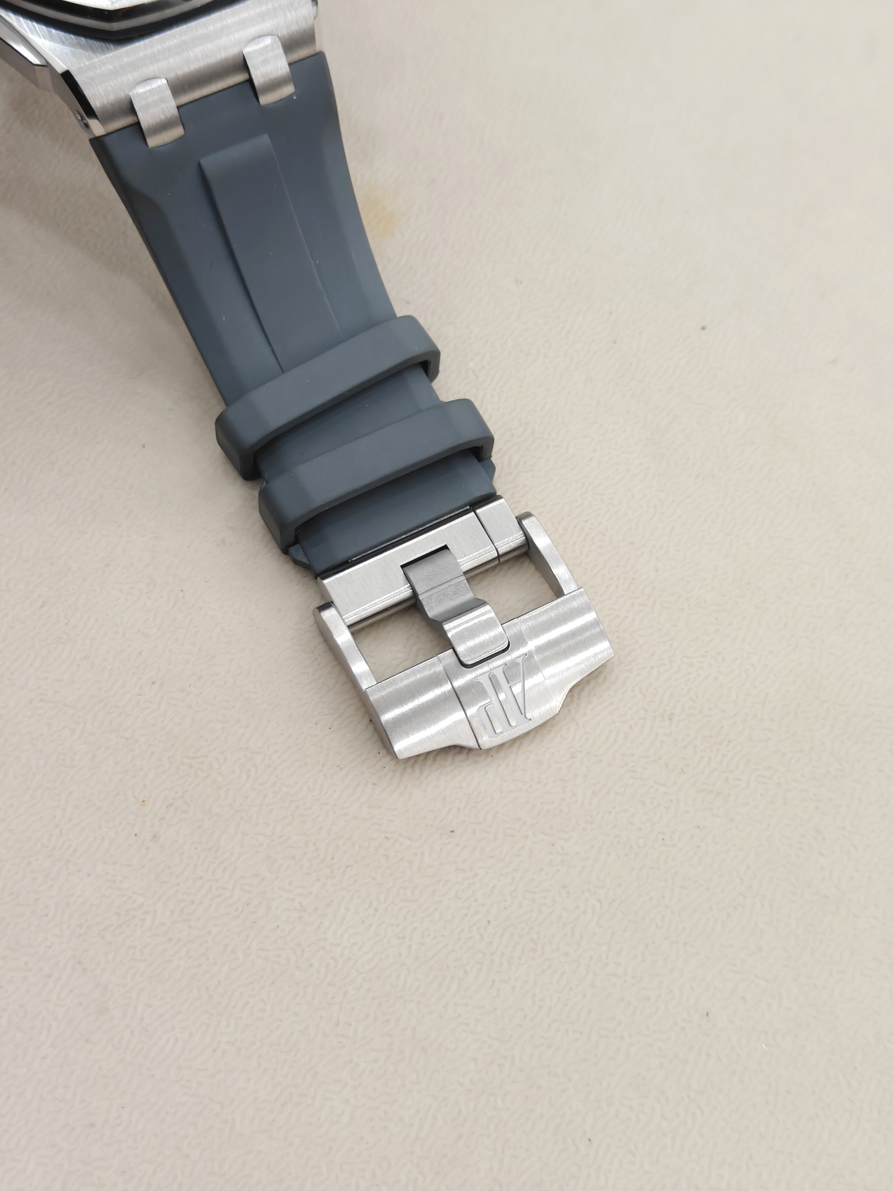 Audemars Piguet 15720ST.OO.A009CA.01 detail 5