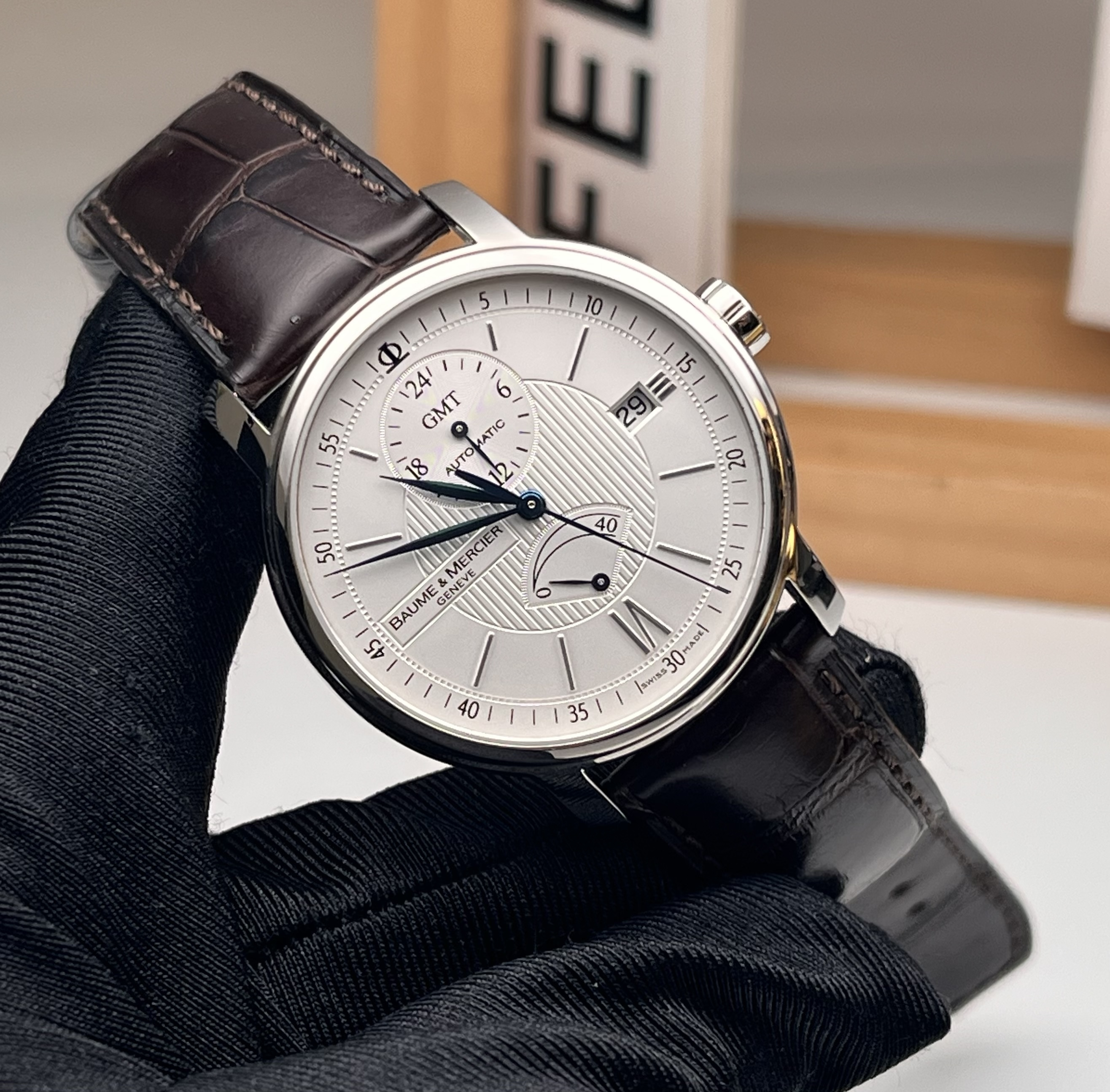 Baume & Mercier MOA08693 detail 6