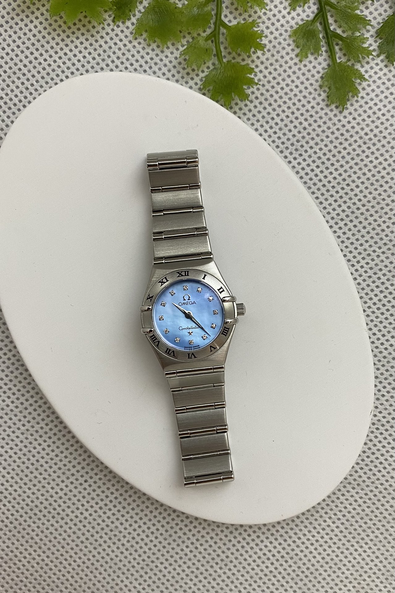 Omega 1562.85.00 detail 4