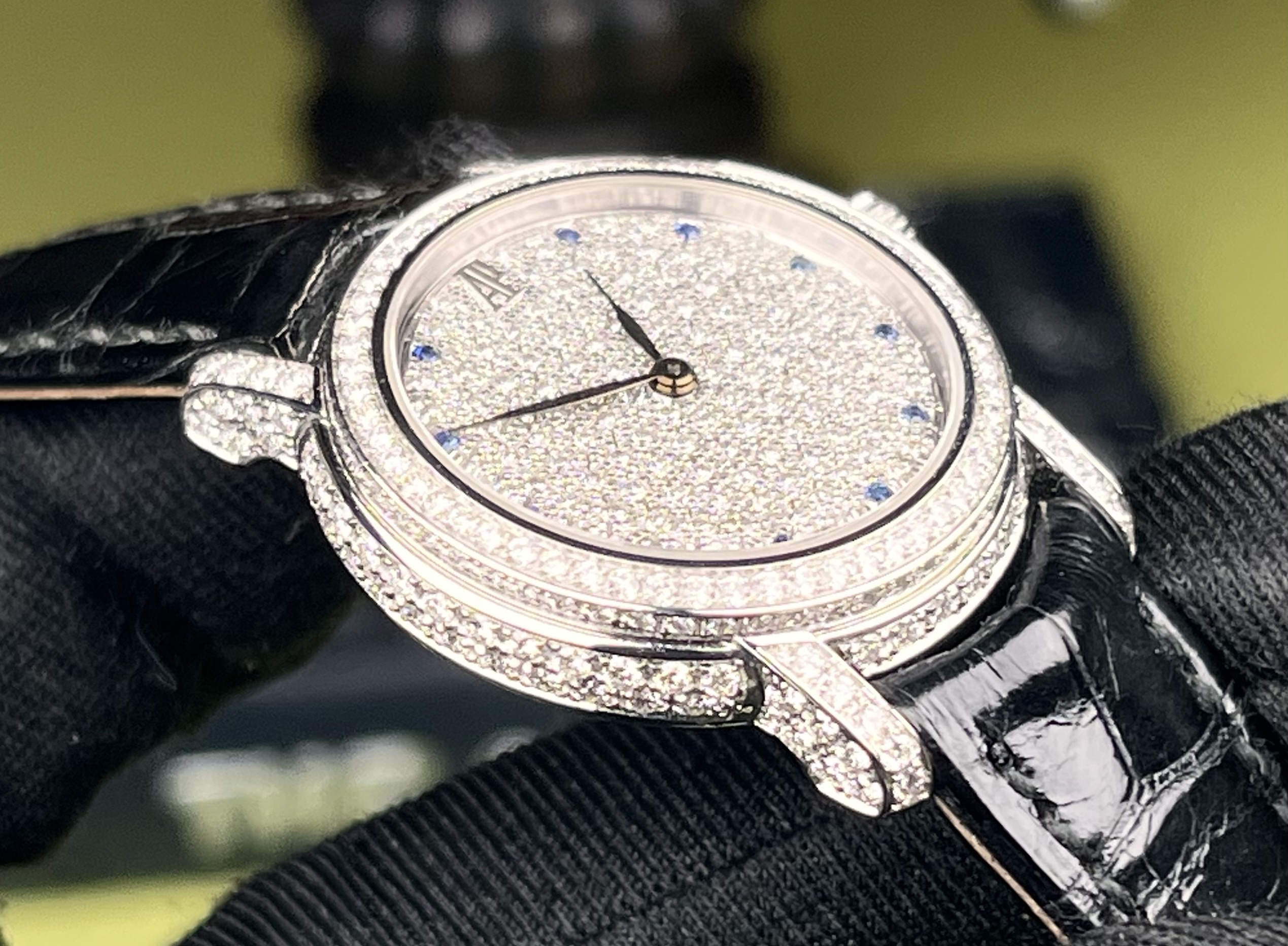 Audemars Piguet 77214BC.D001CR.02 detail 1