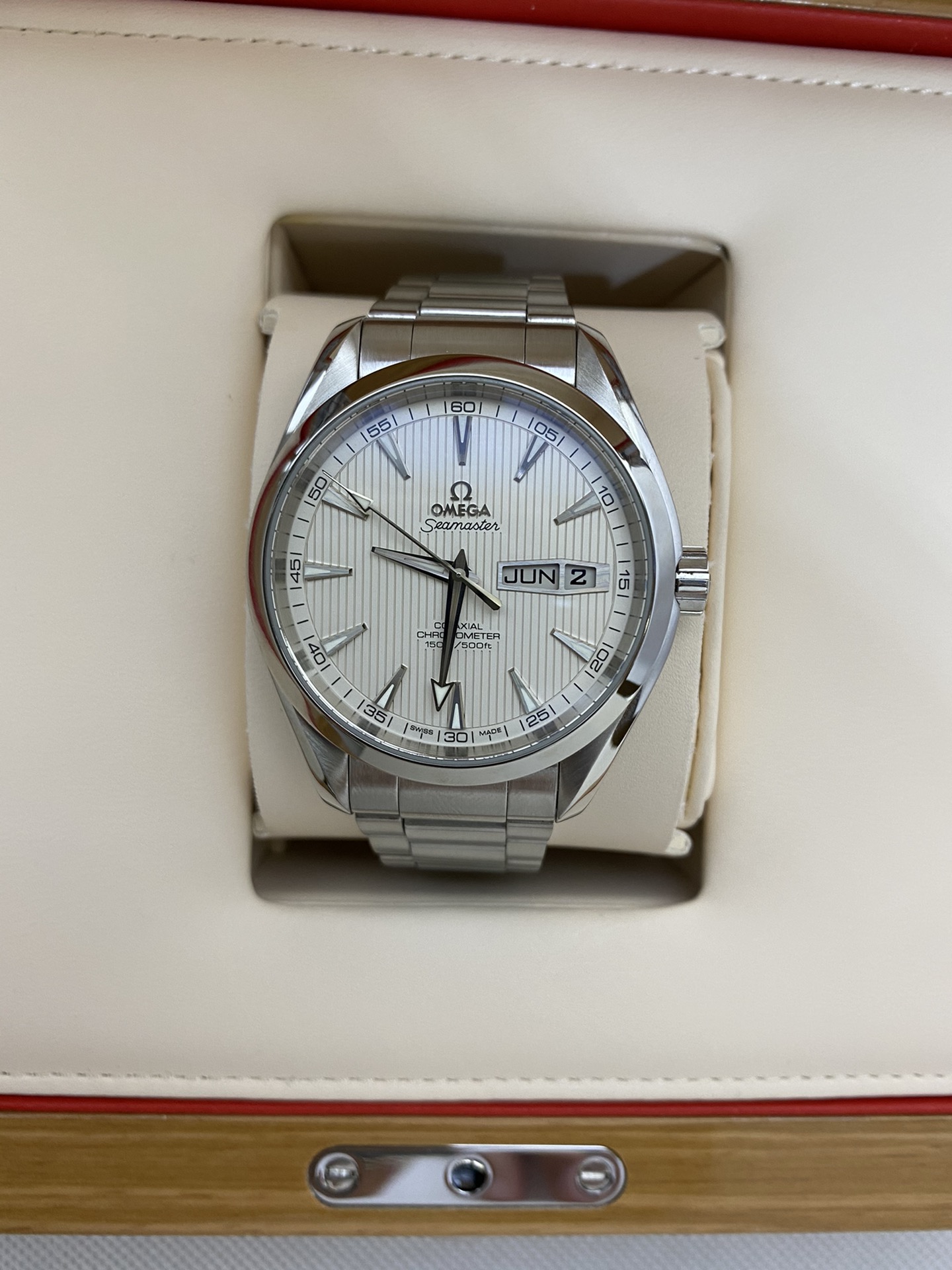 Omega 231.10.43.22.02.001 detail 7