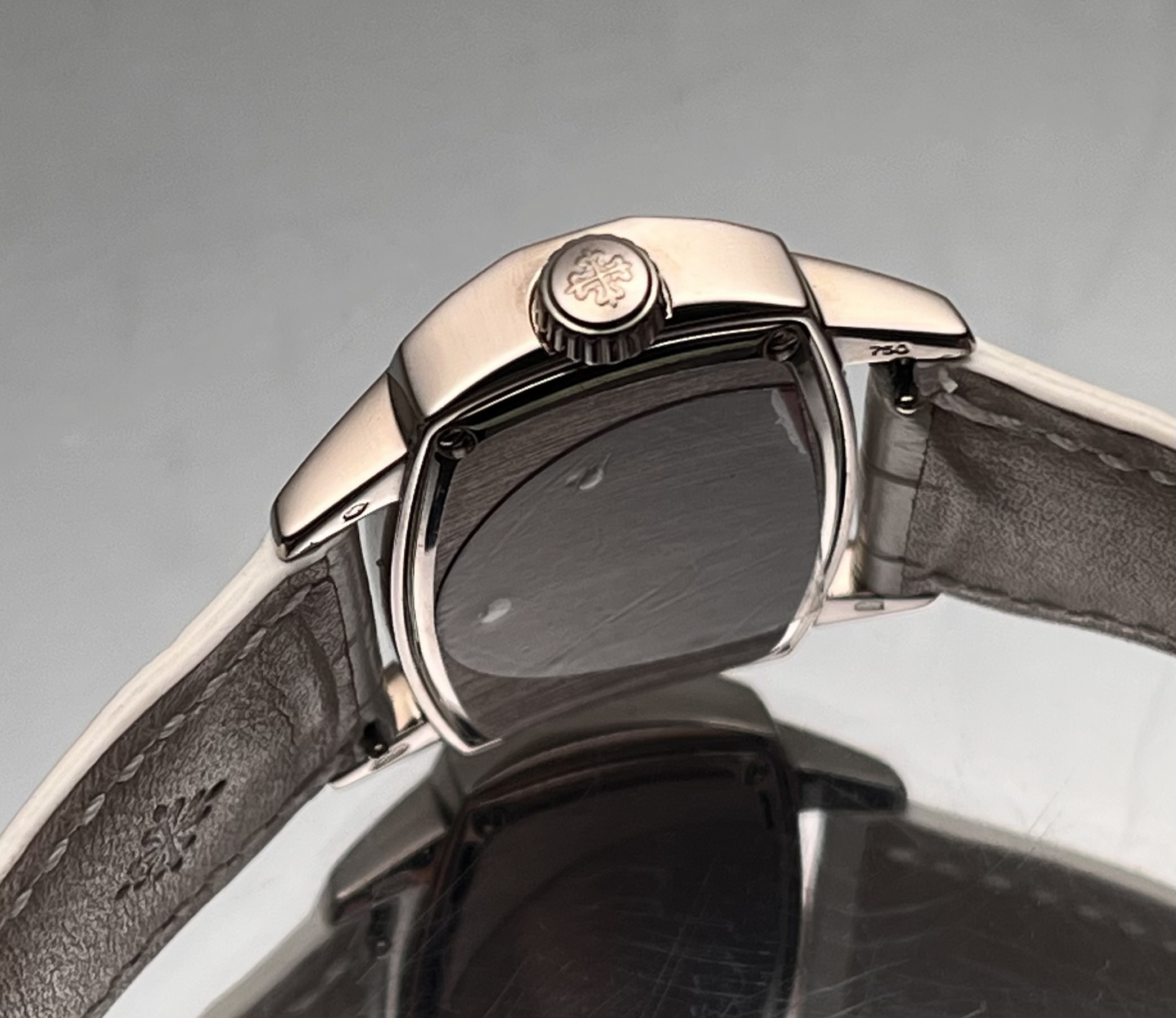 Patek Philippe 4980G-001 detail 4