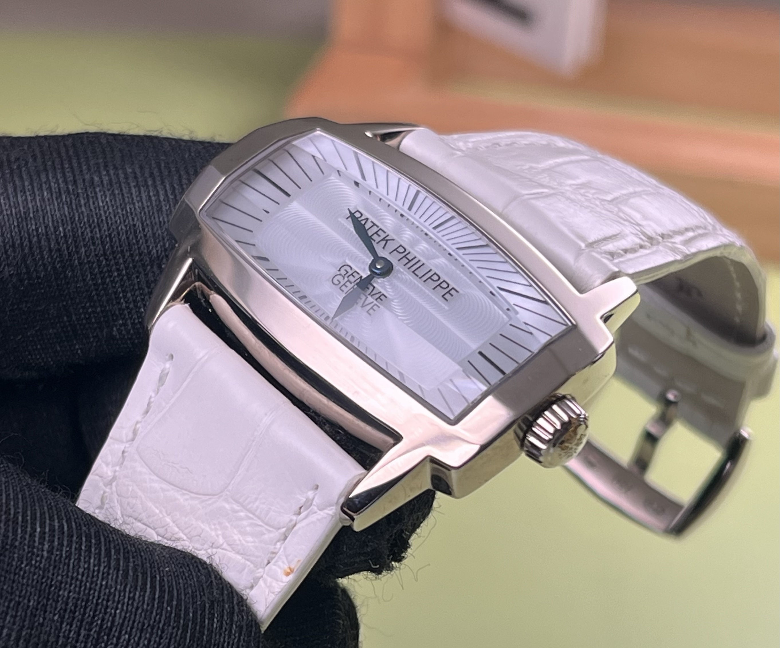 Patek Philippe 4980G-001 detail 2
