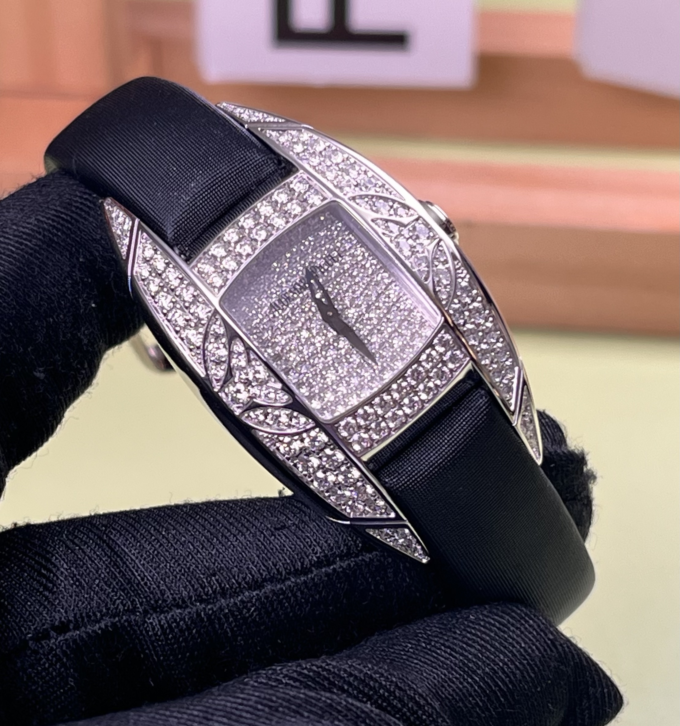Audemars Piguet 67439BC.ZZ.A004SU.02