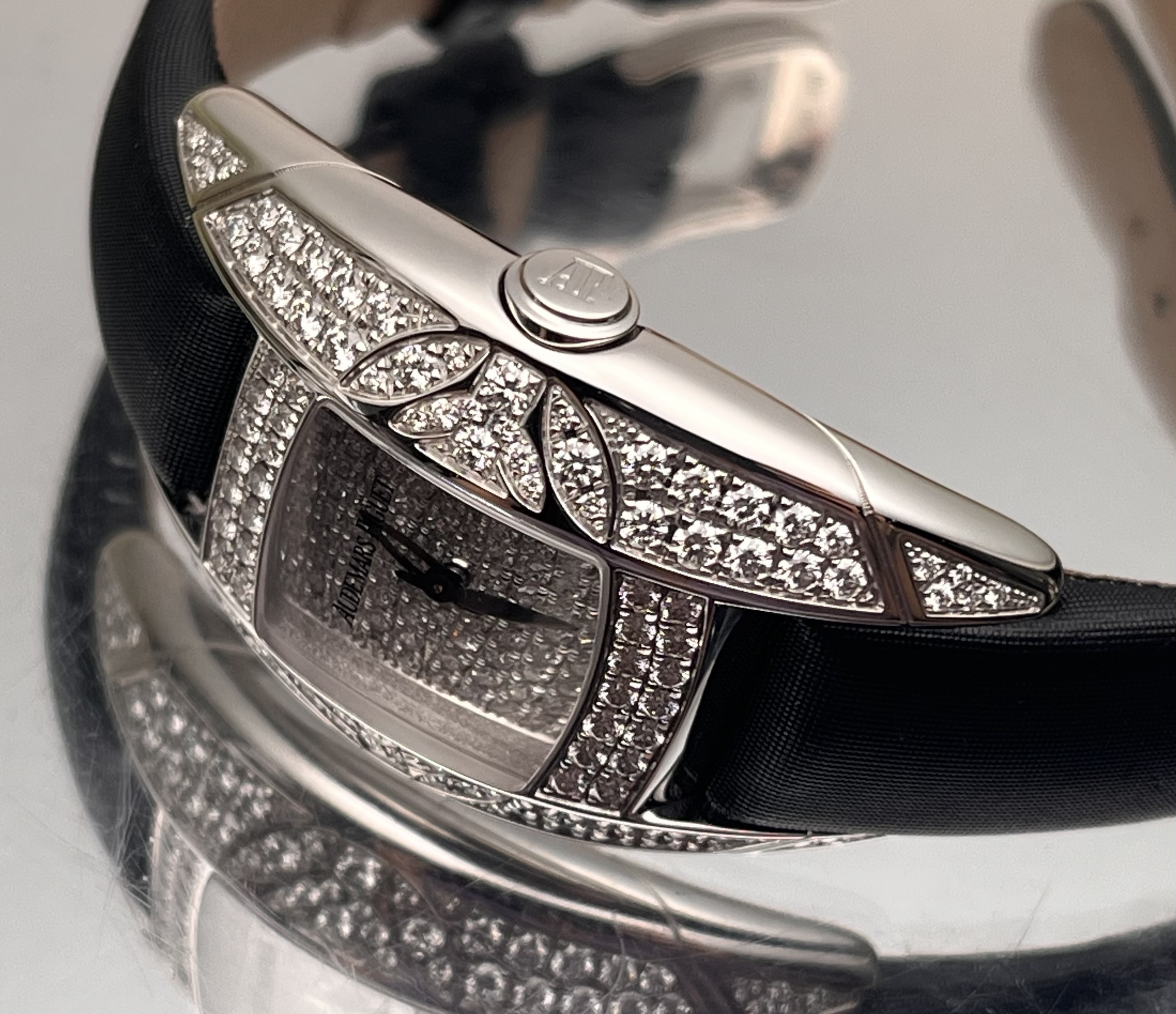 Audemars Piguet 67439BC.ZZ.A004SU.02 detail 4
