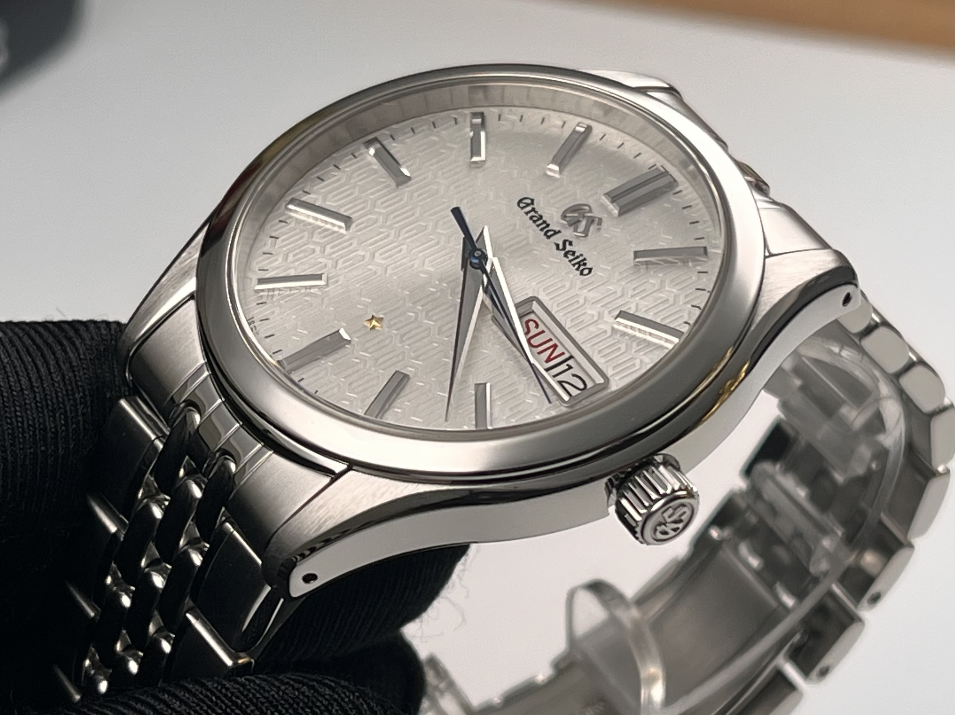 Seiko SBGT241G detail 2
