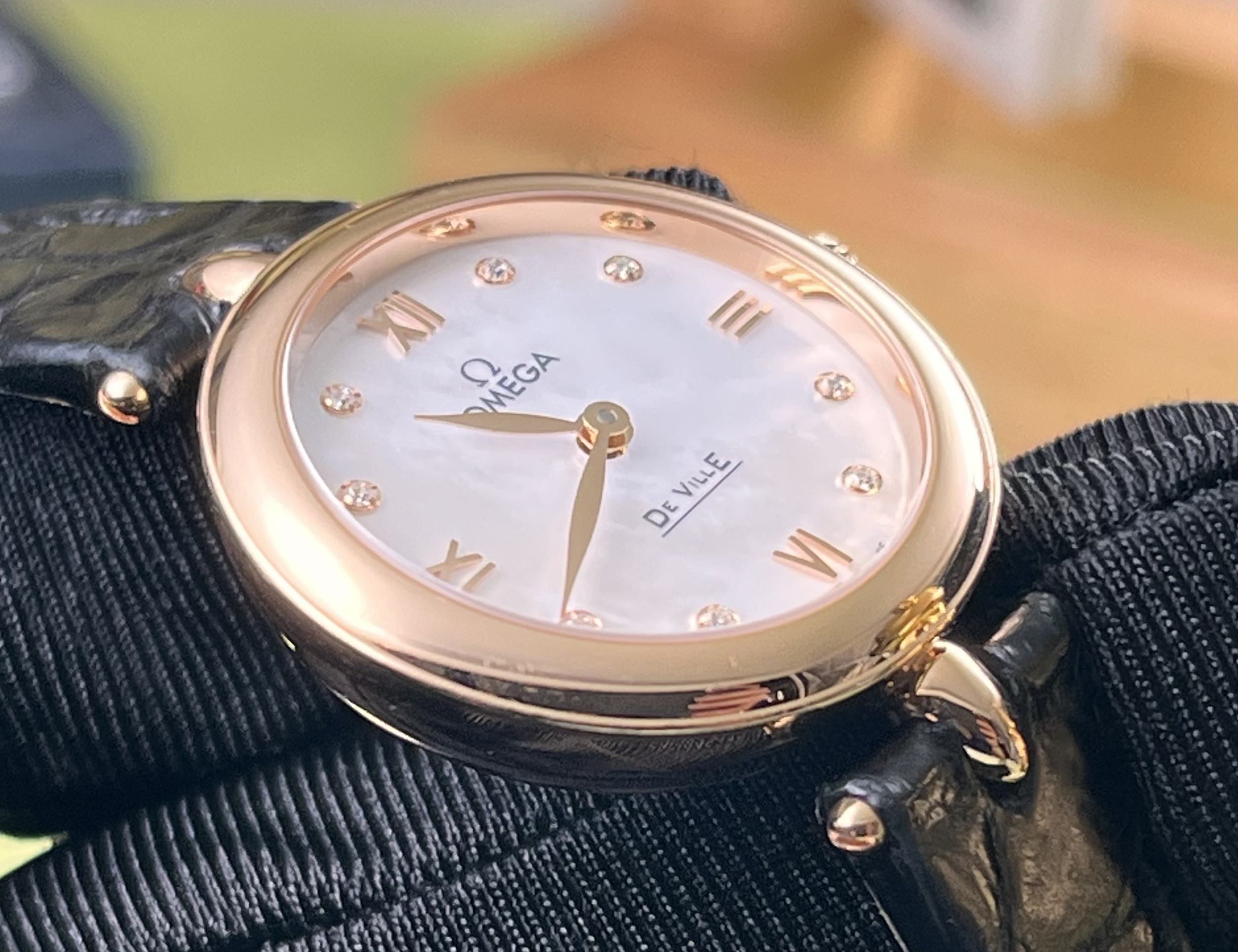 Omega 424.53.27.60.55.002 detail 2