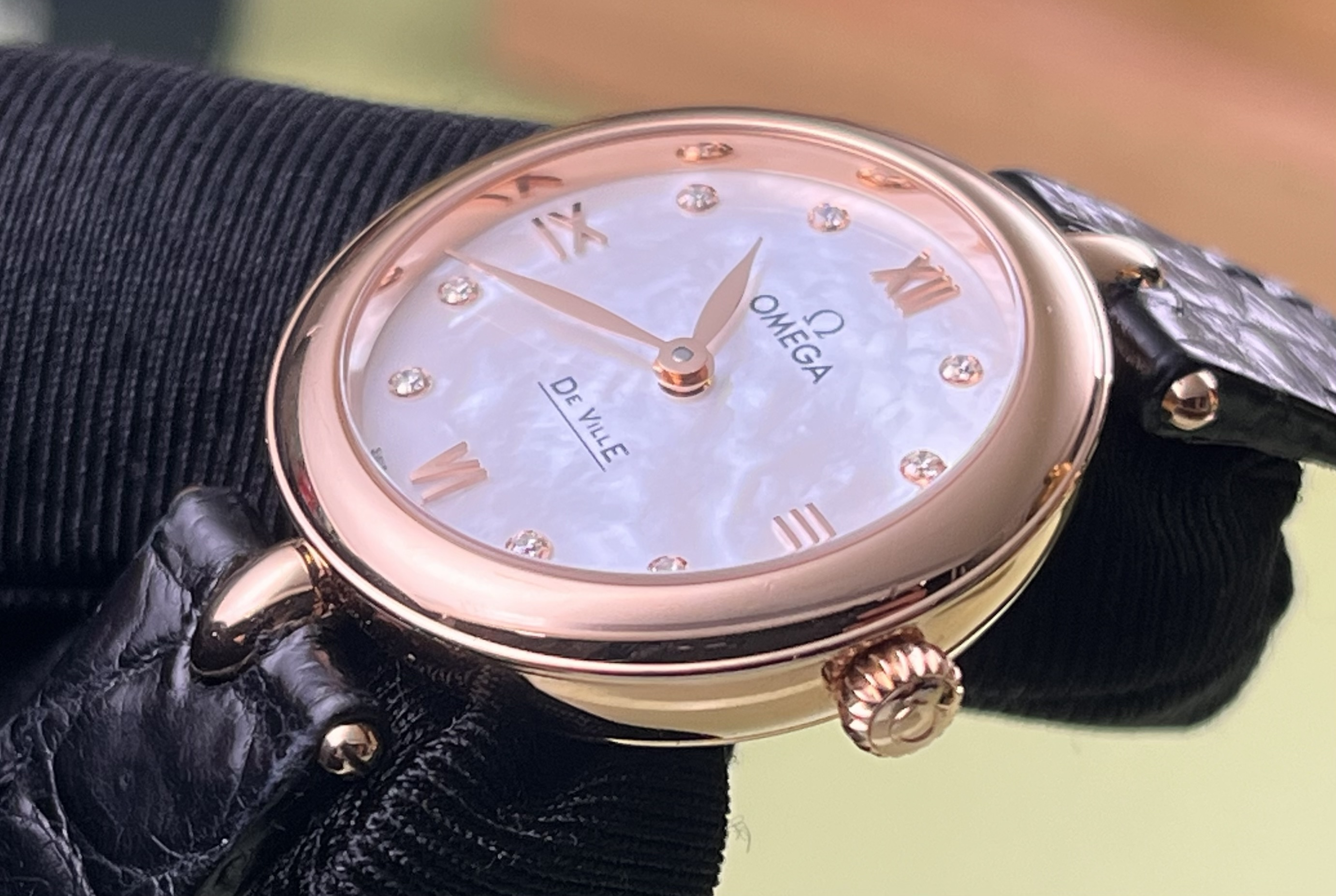 Omega 424.53.27.60.55.002 detail 3